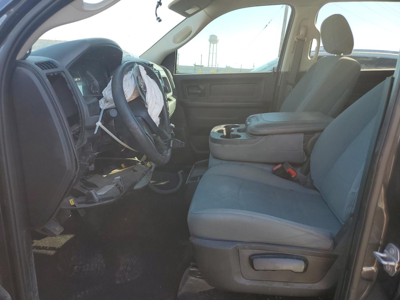 2019 RAM 1500 - Image 7