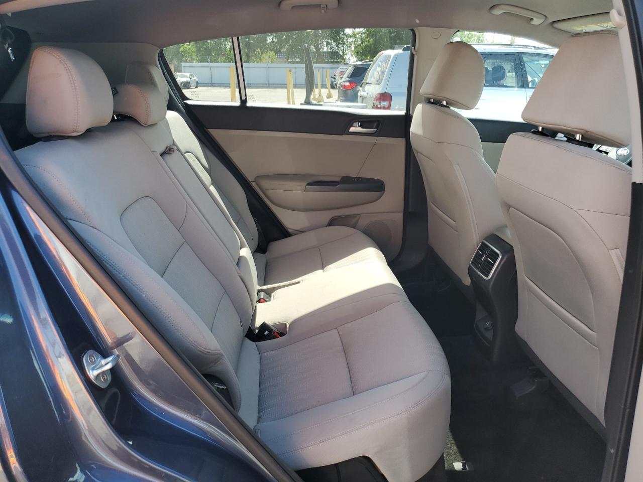 2020 Kia Sportage - Image 12