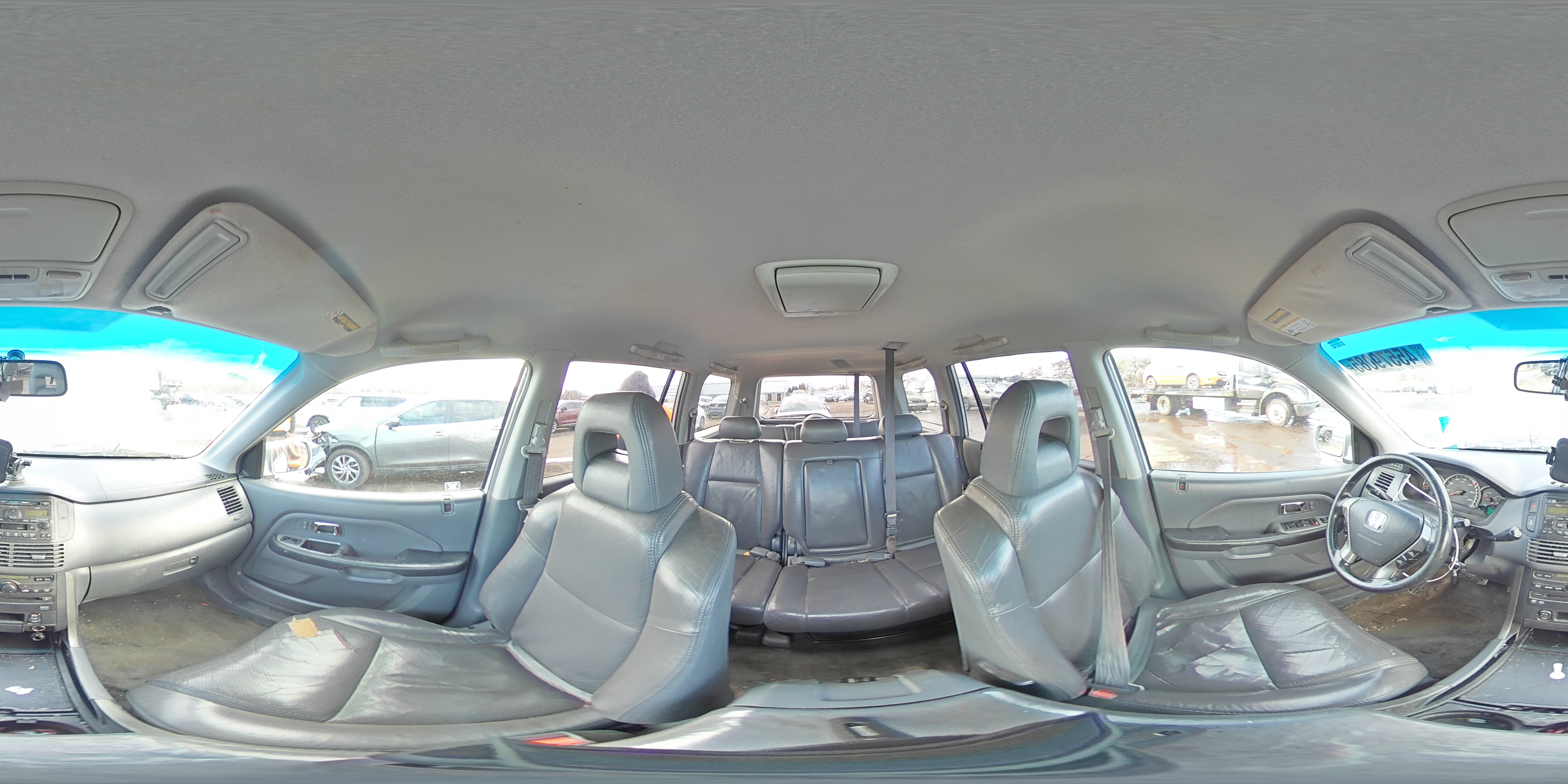 2004 Honda Pilot - Image 14