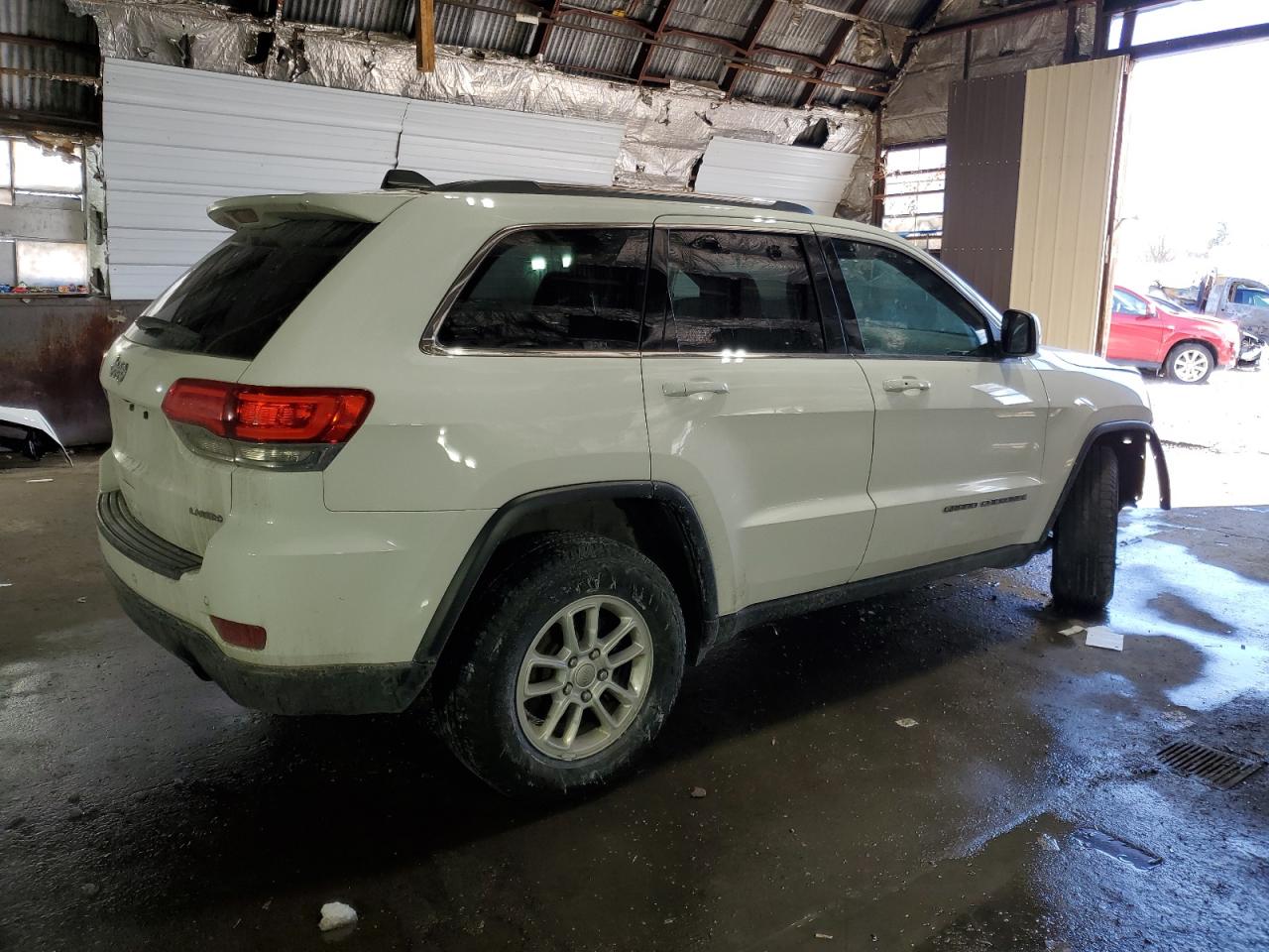 2019 Jeep Grand Cherokee - Image 3