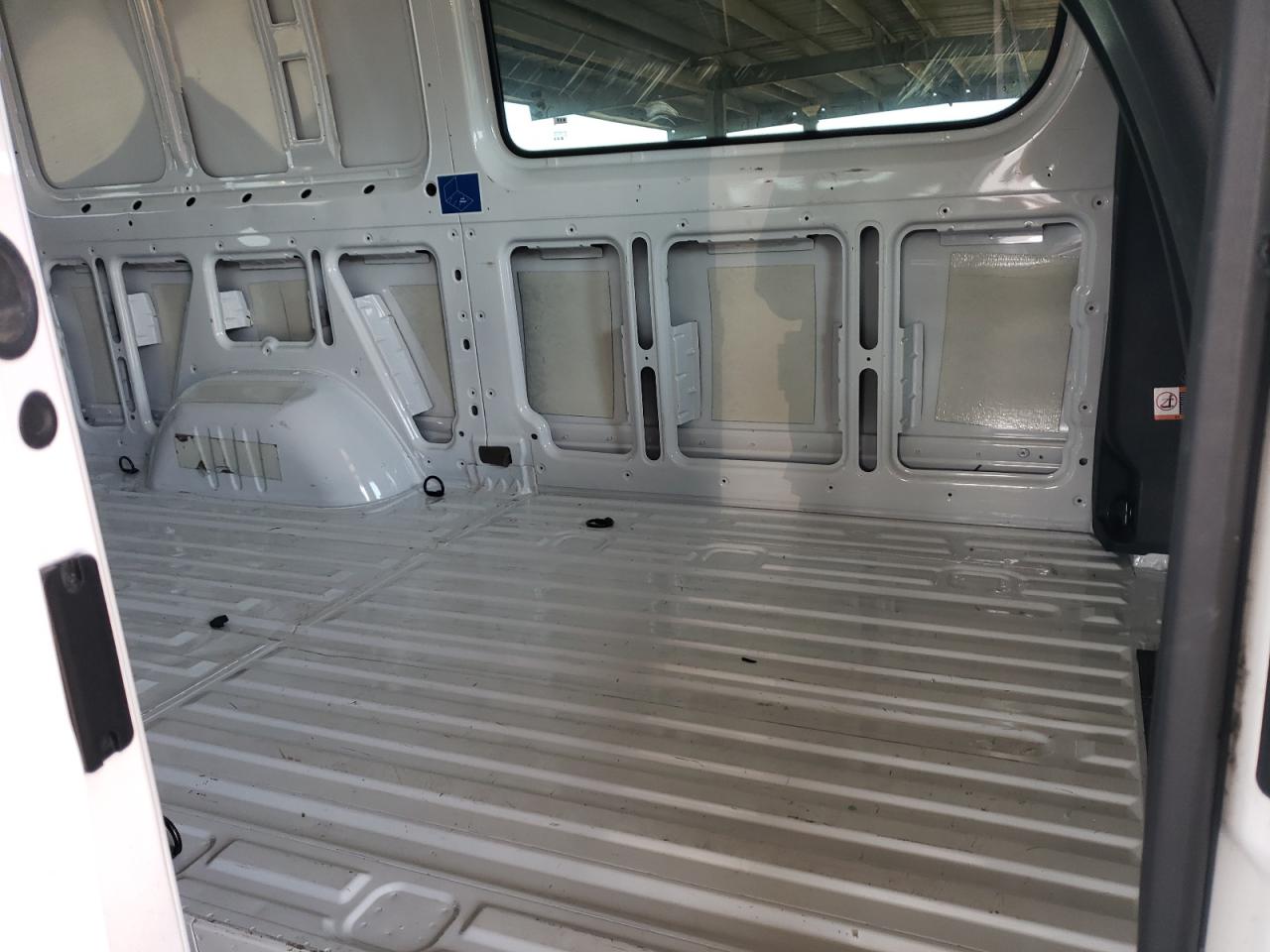 2021 Mercedes-Benz Sprinter - Image 12