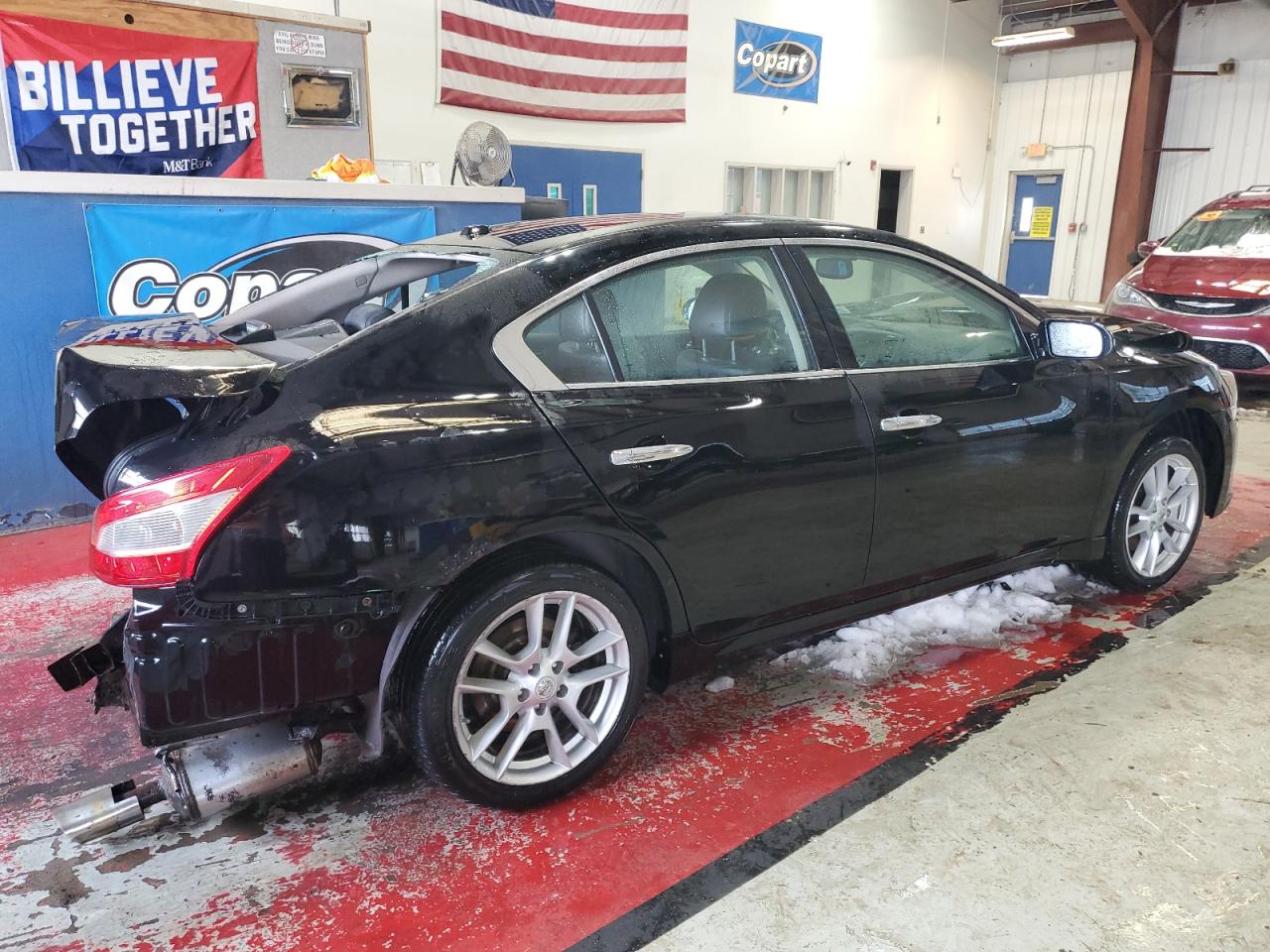 2010 Nissan Maxima - Image 3