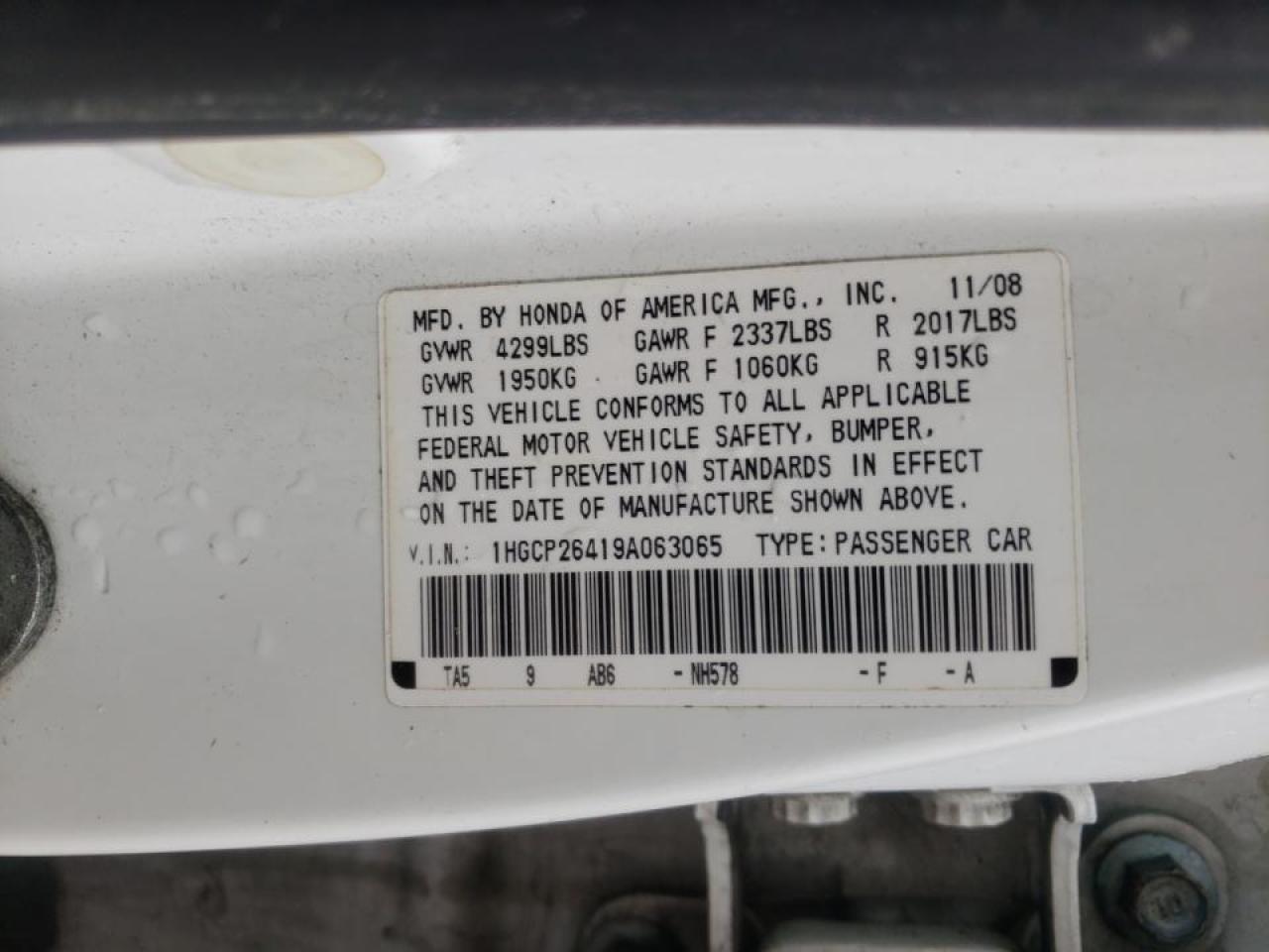 2009 Honda Accord - Image 13