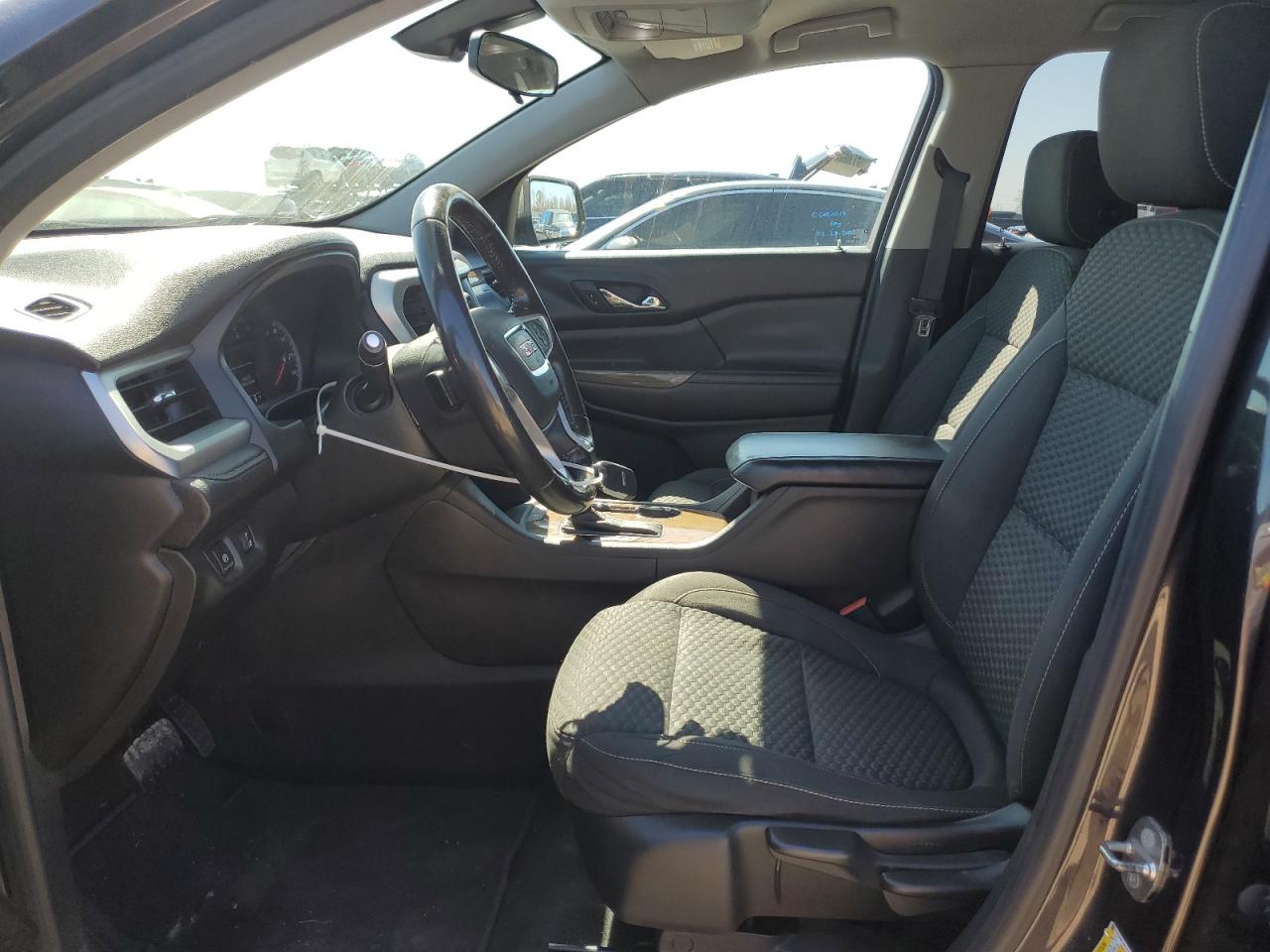 2018 GMC Acadia - Image 7