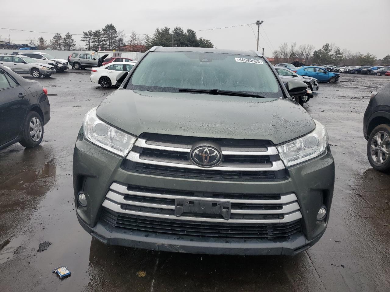 2018 Toyota Highlander - Image 5