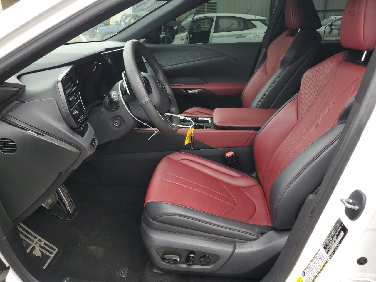 2023 Lexus RX - Image 7