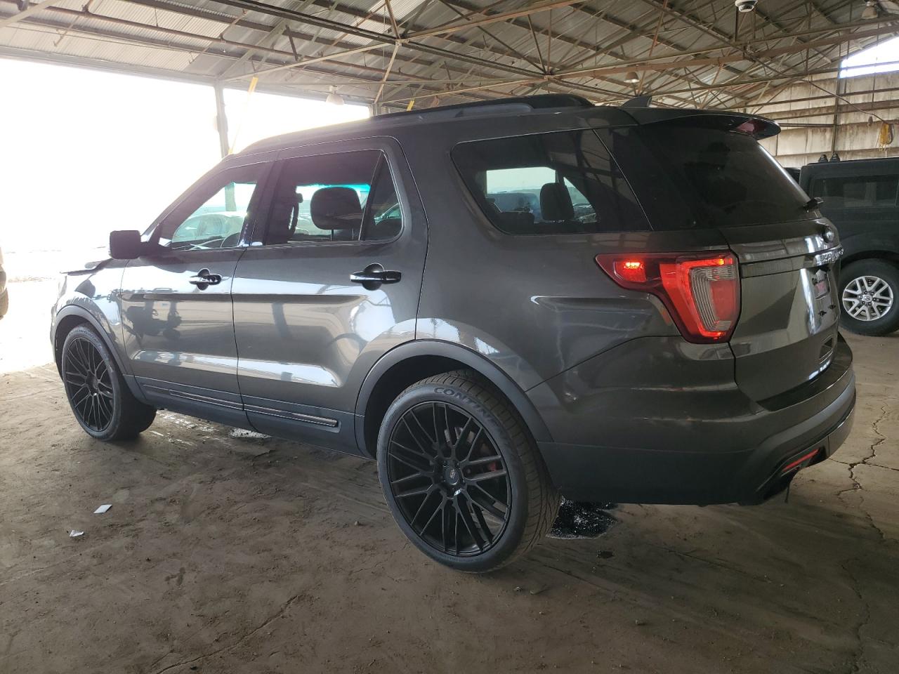 2017 Ford Explorer - Image 2