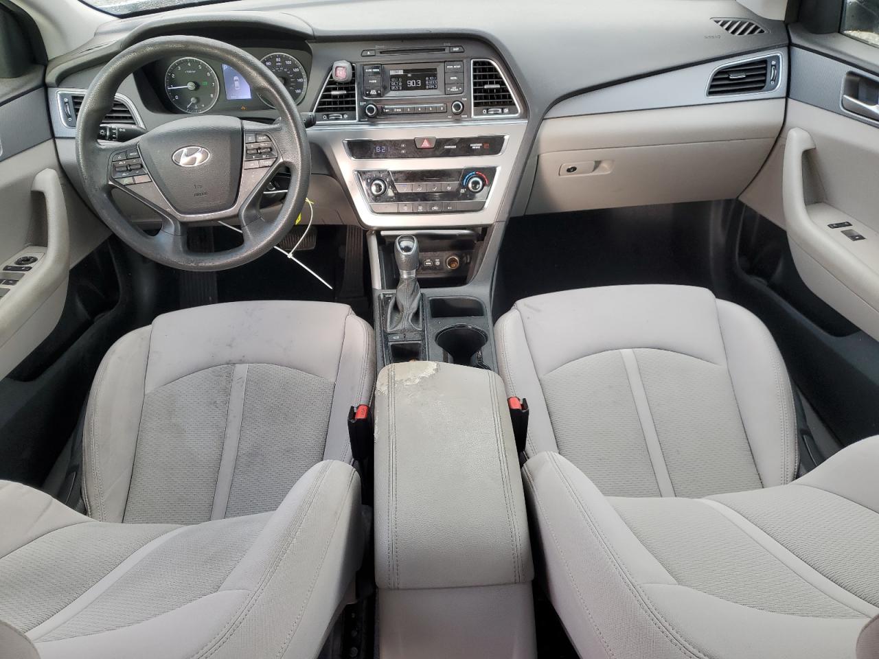 2017 Hyundai Sonata - Image 8