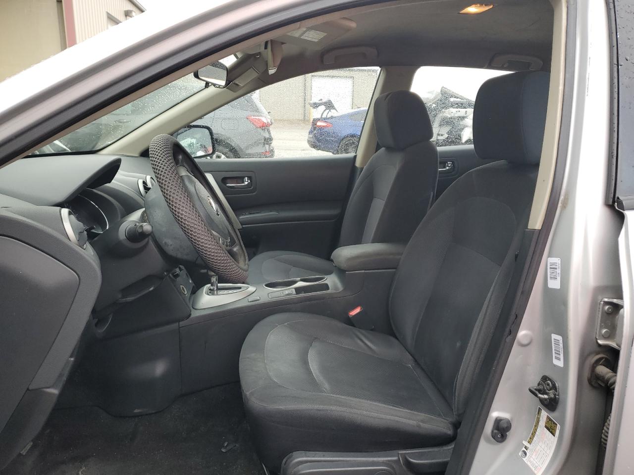 2015 Nissan Rogue - Image 7