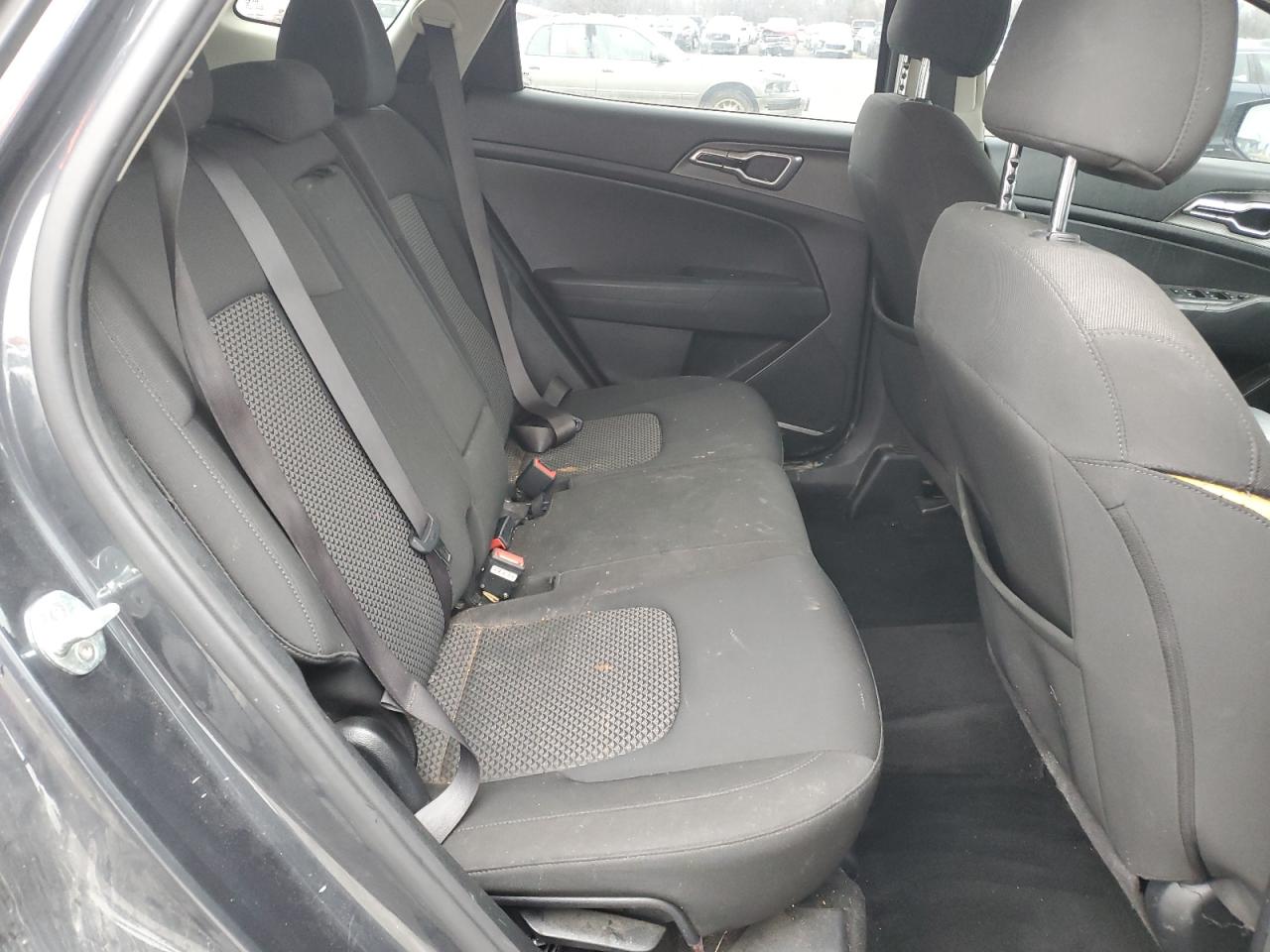 2023 Kia Sportage - Image 10