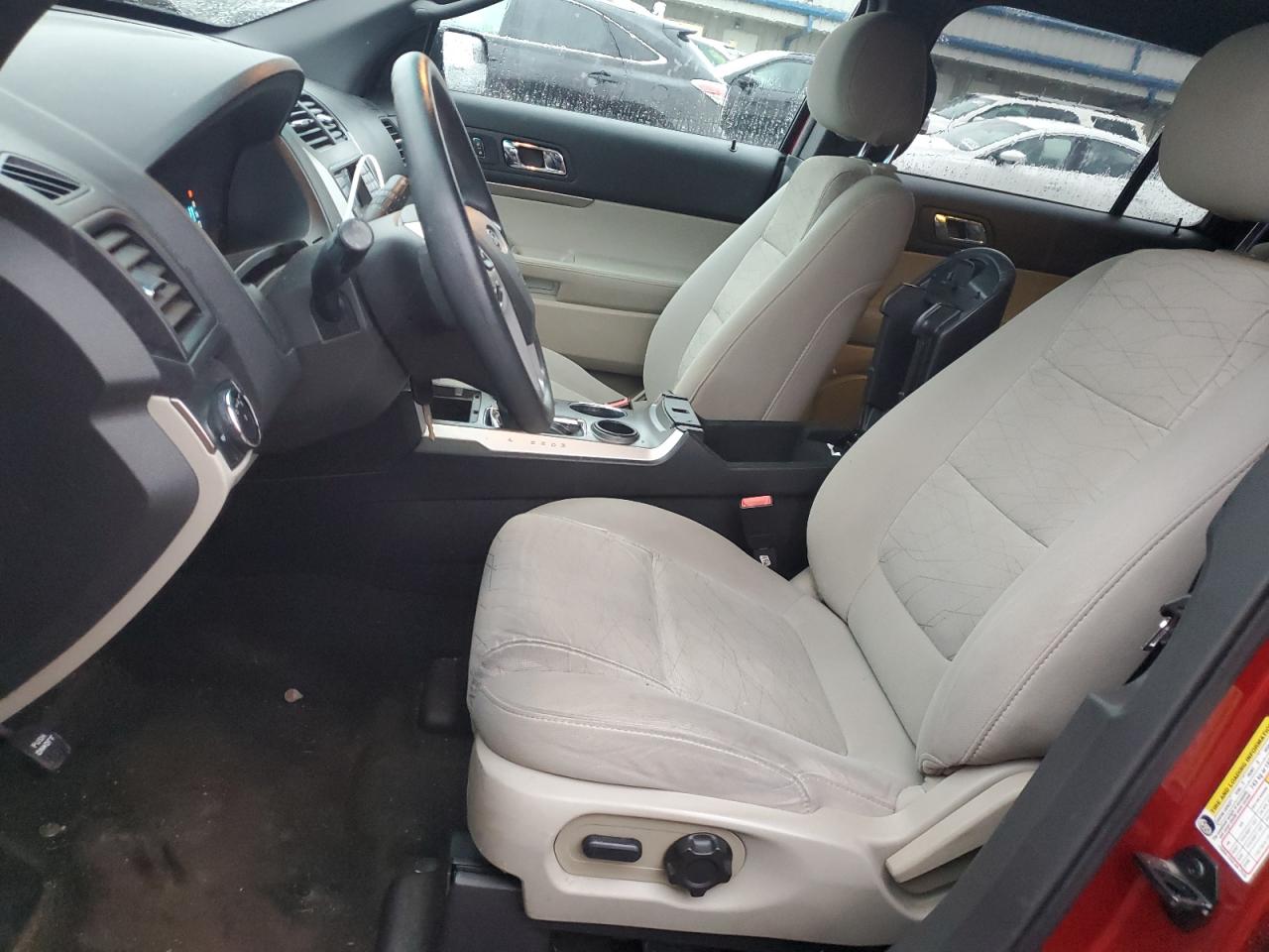2014 Ford Explorer - Image 7