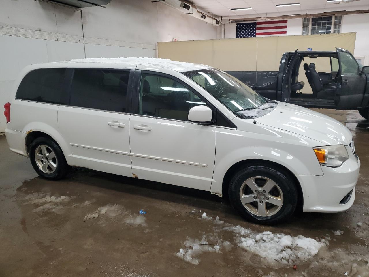 2012 Dodge Caravan - Image 4