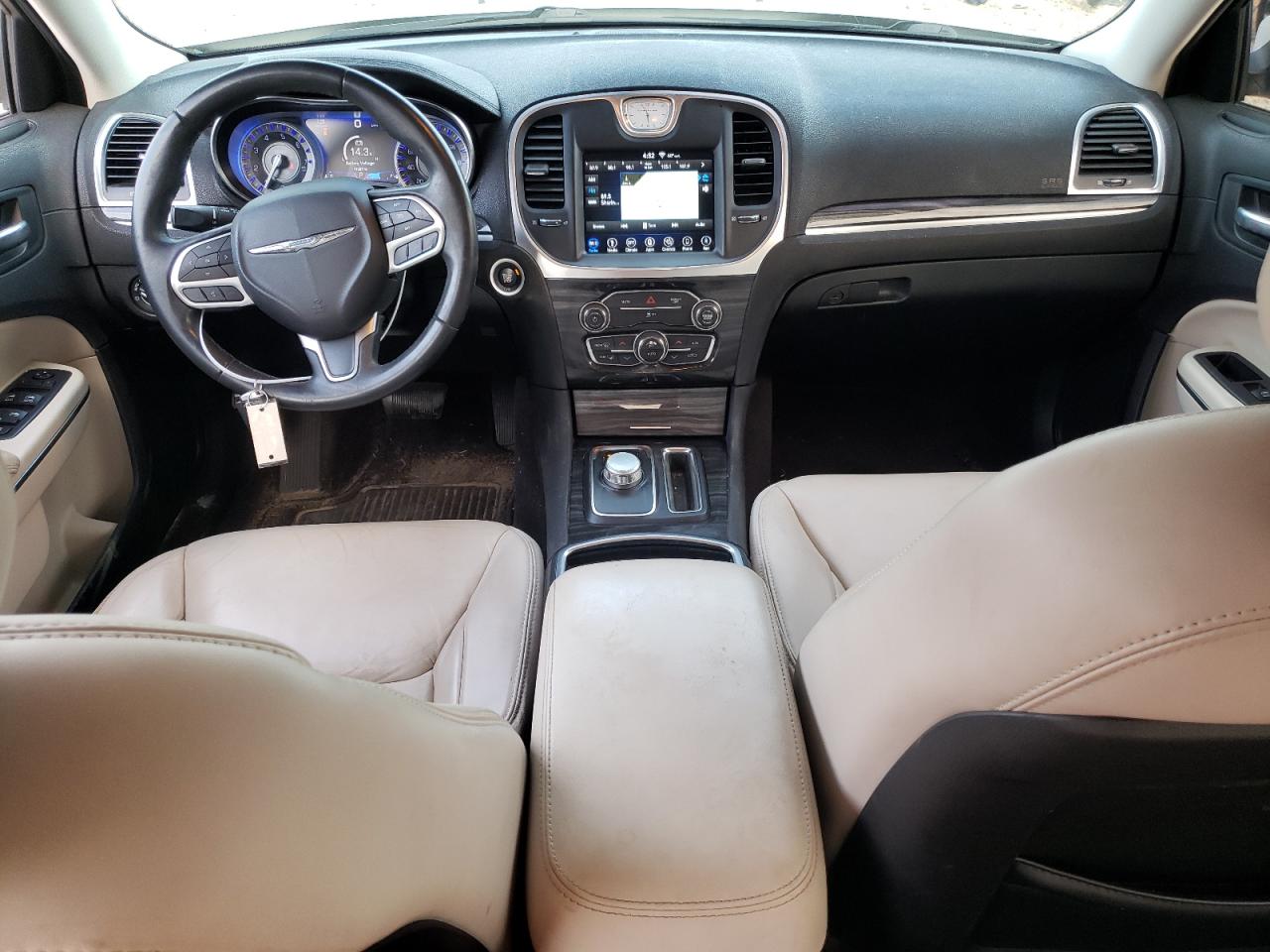 2018 Chrysler 300 - Image 8