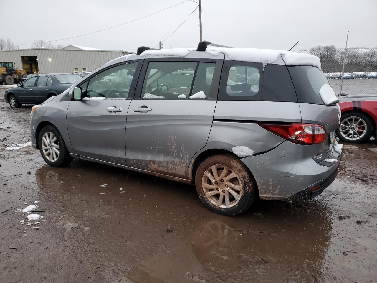 2015 Mazda 5 - Image 2