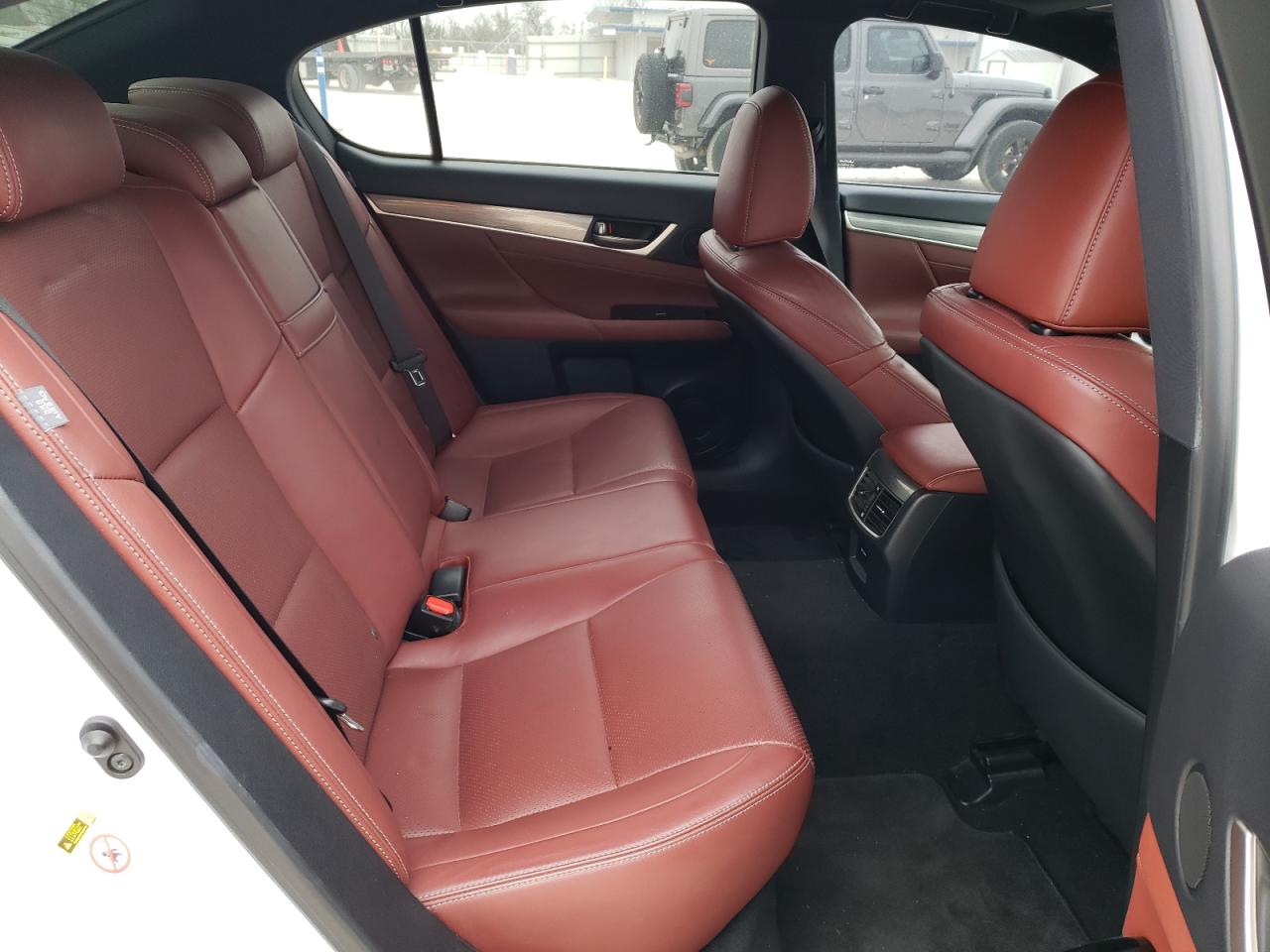 2015 Lexus GS - Image 10