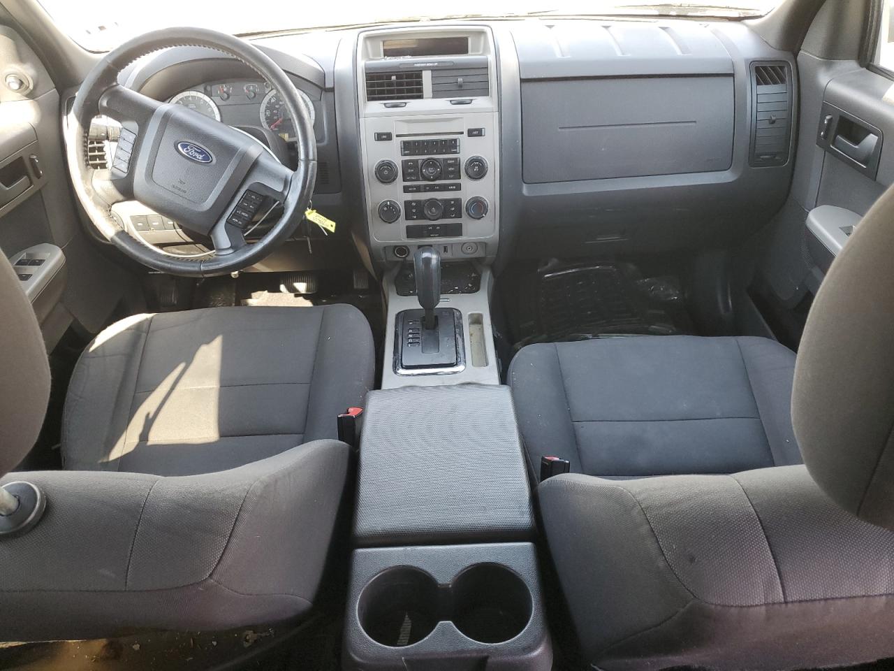 2011 Ford Escape - Image 8