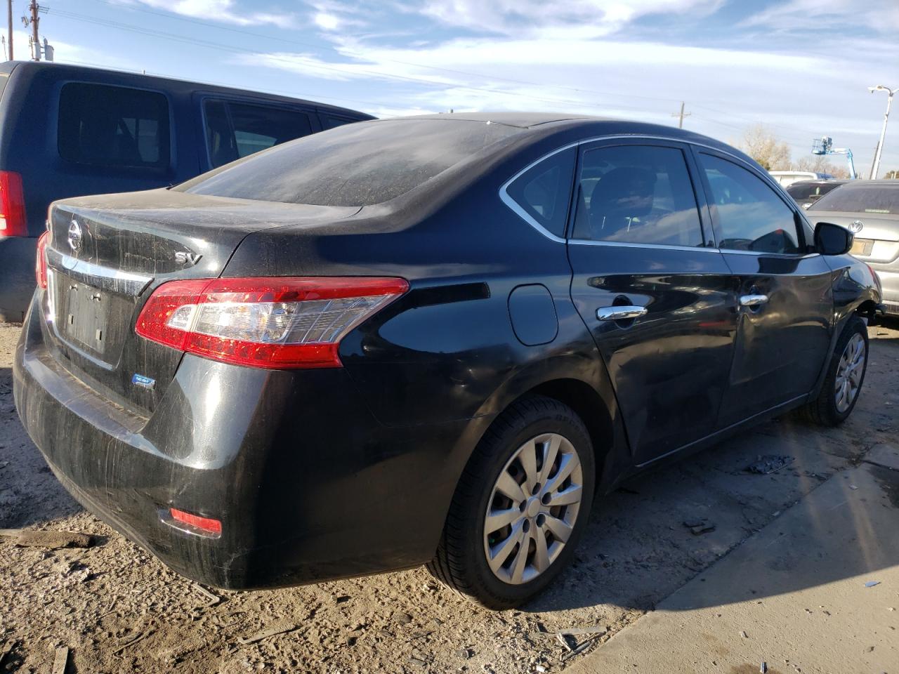 2014 Nissan Sentra - Image 3