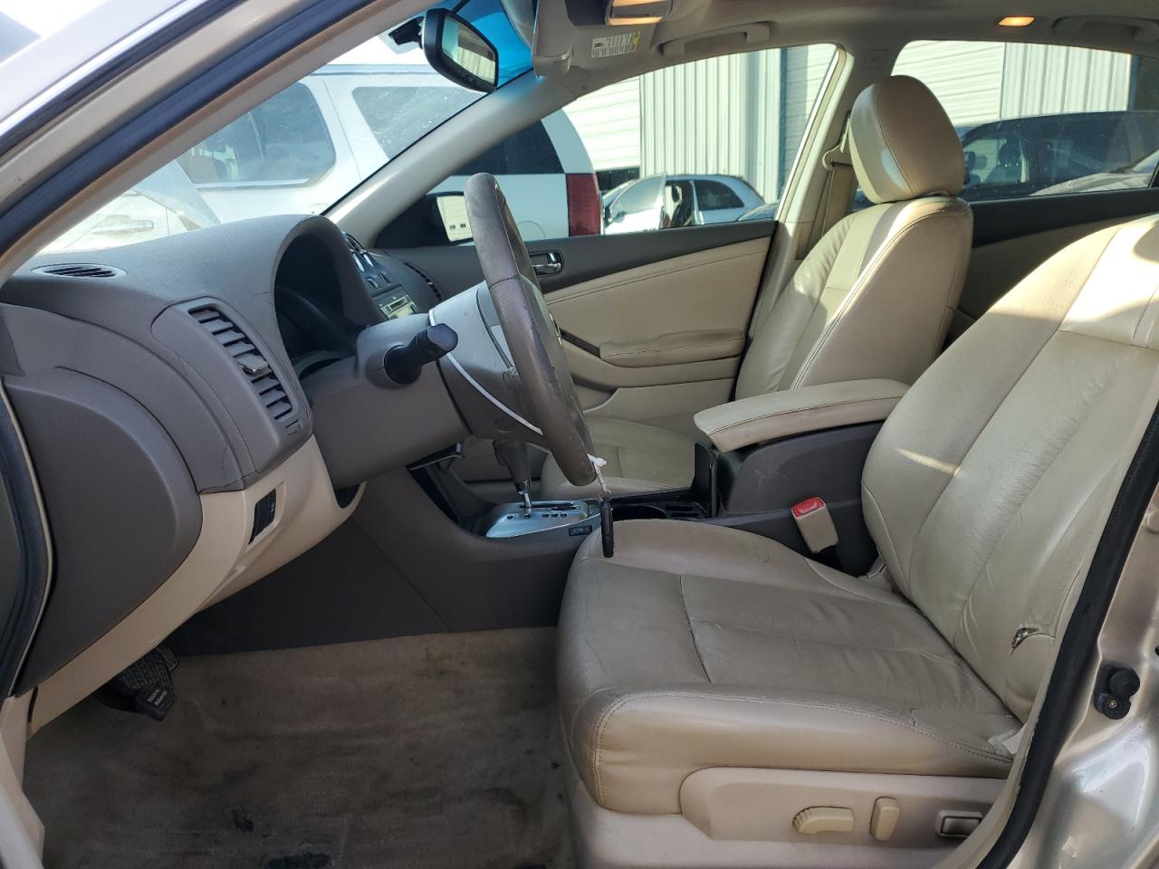 2010 Nissan Altima - Image 7