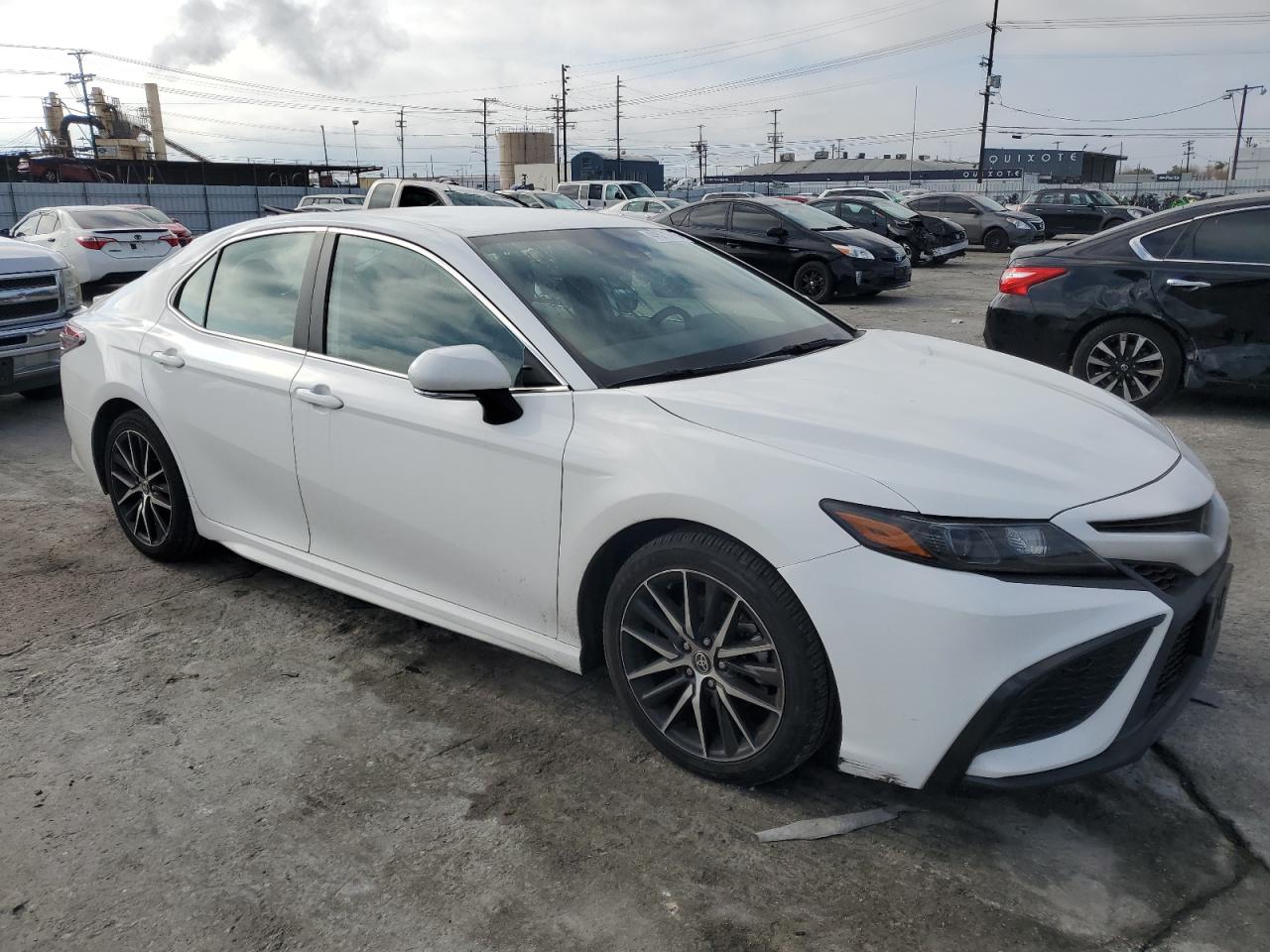 2022 Toyota Camry - Image 4