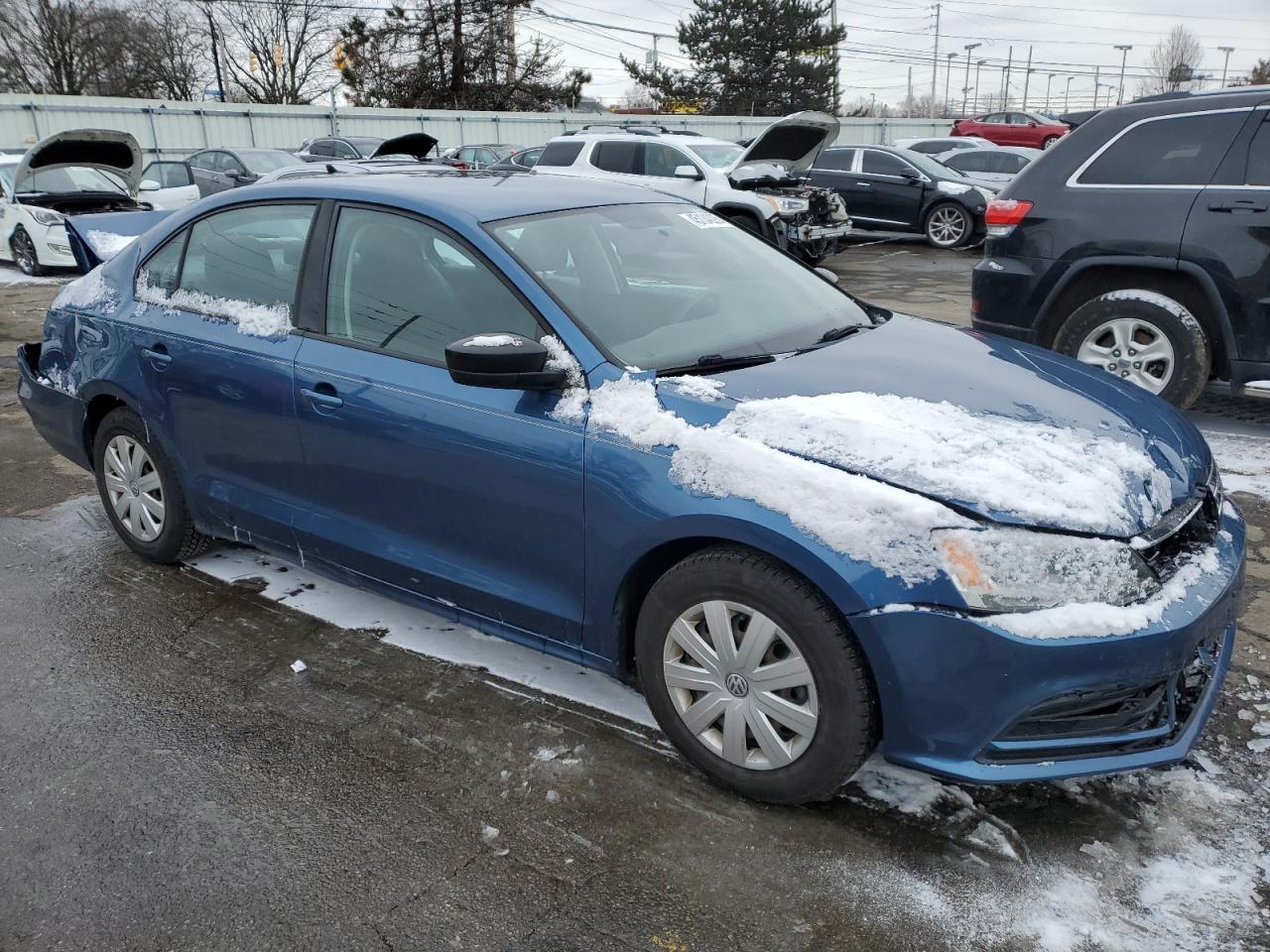 2016 Volkswagen Jetta - Image 4