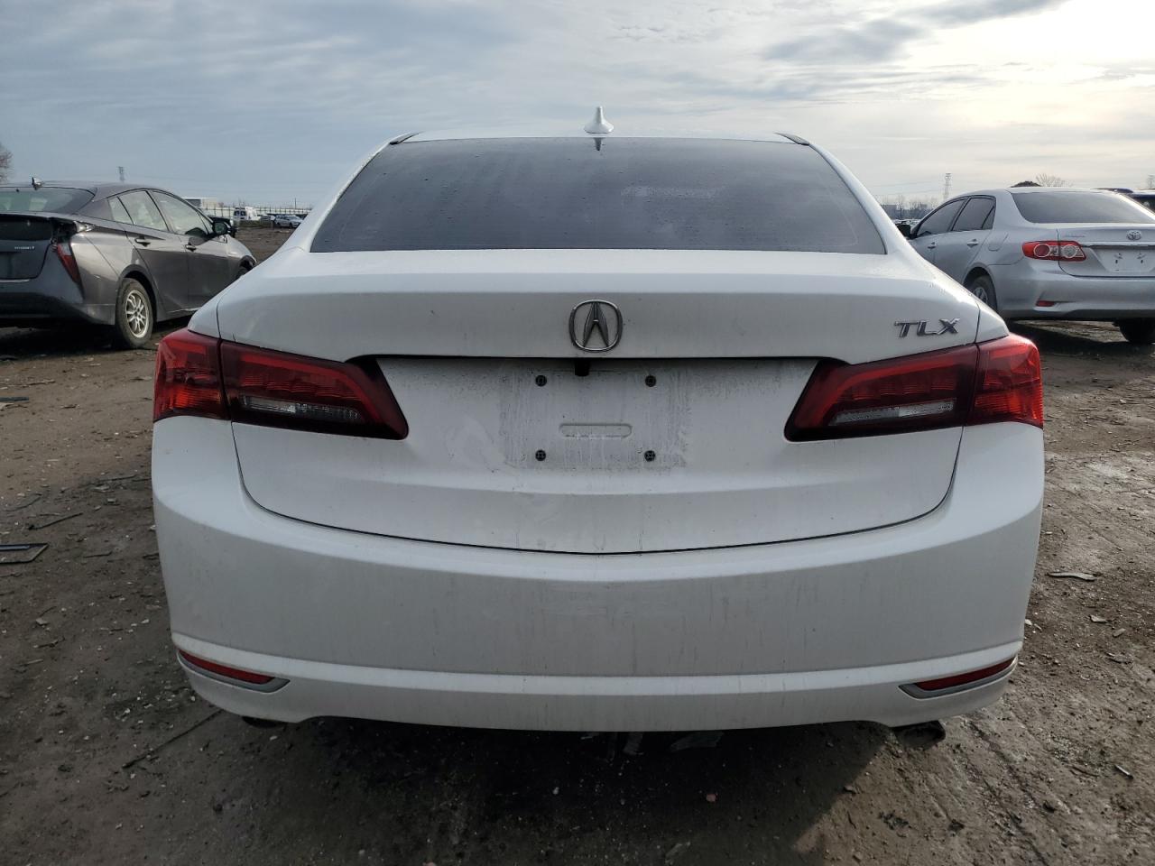 2015 Acura TLX - Image 6