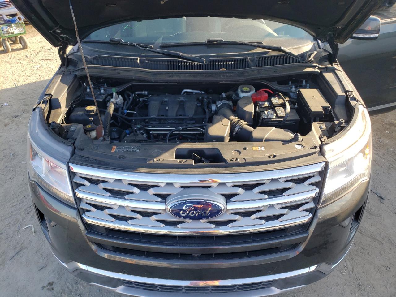 2019 Ford Explorer - Image 12