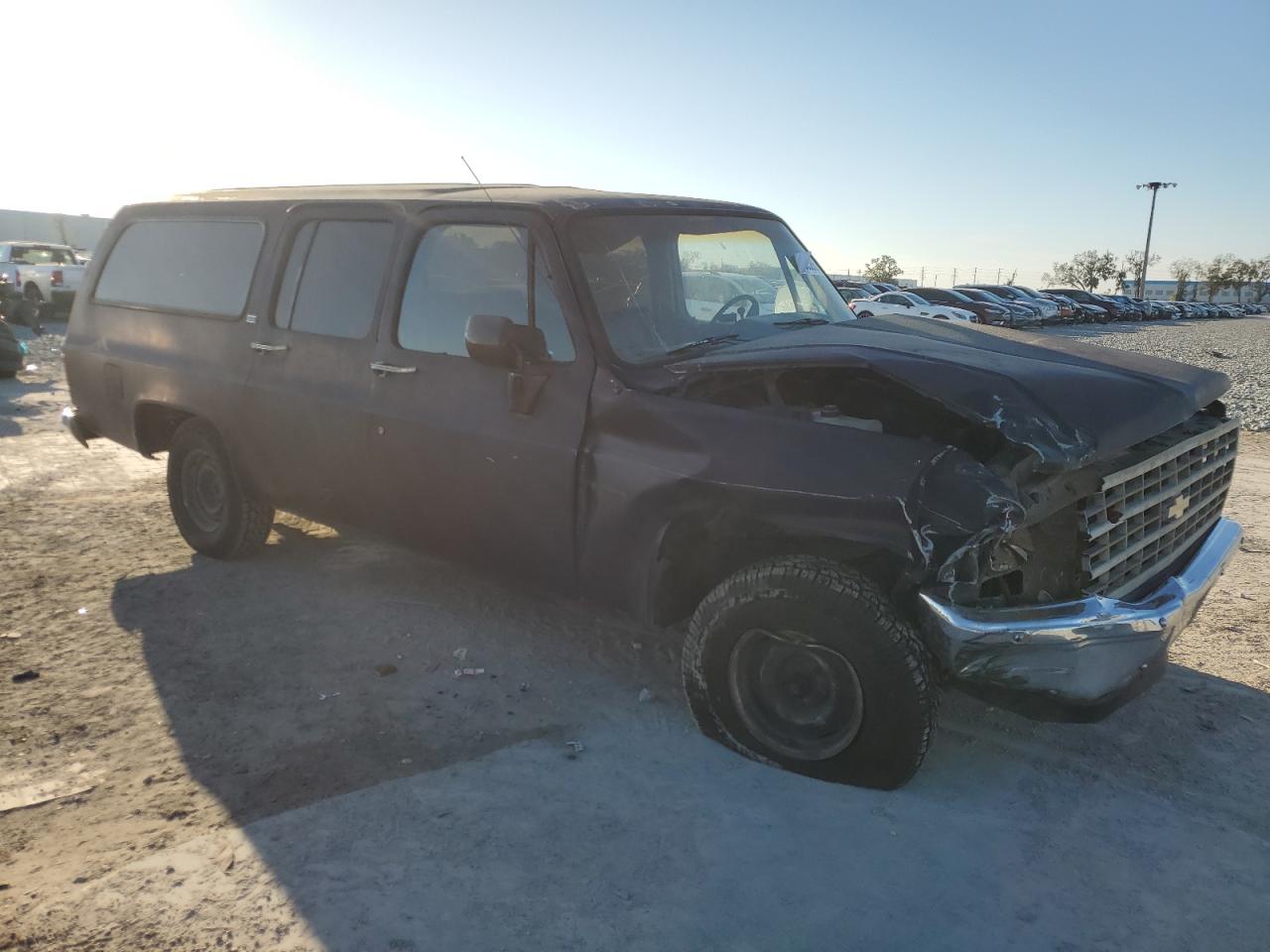 1991 Chevrolet Suburban - Image 4