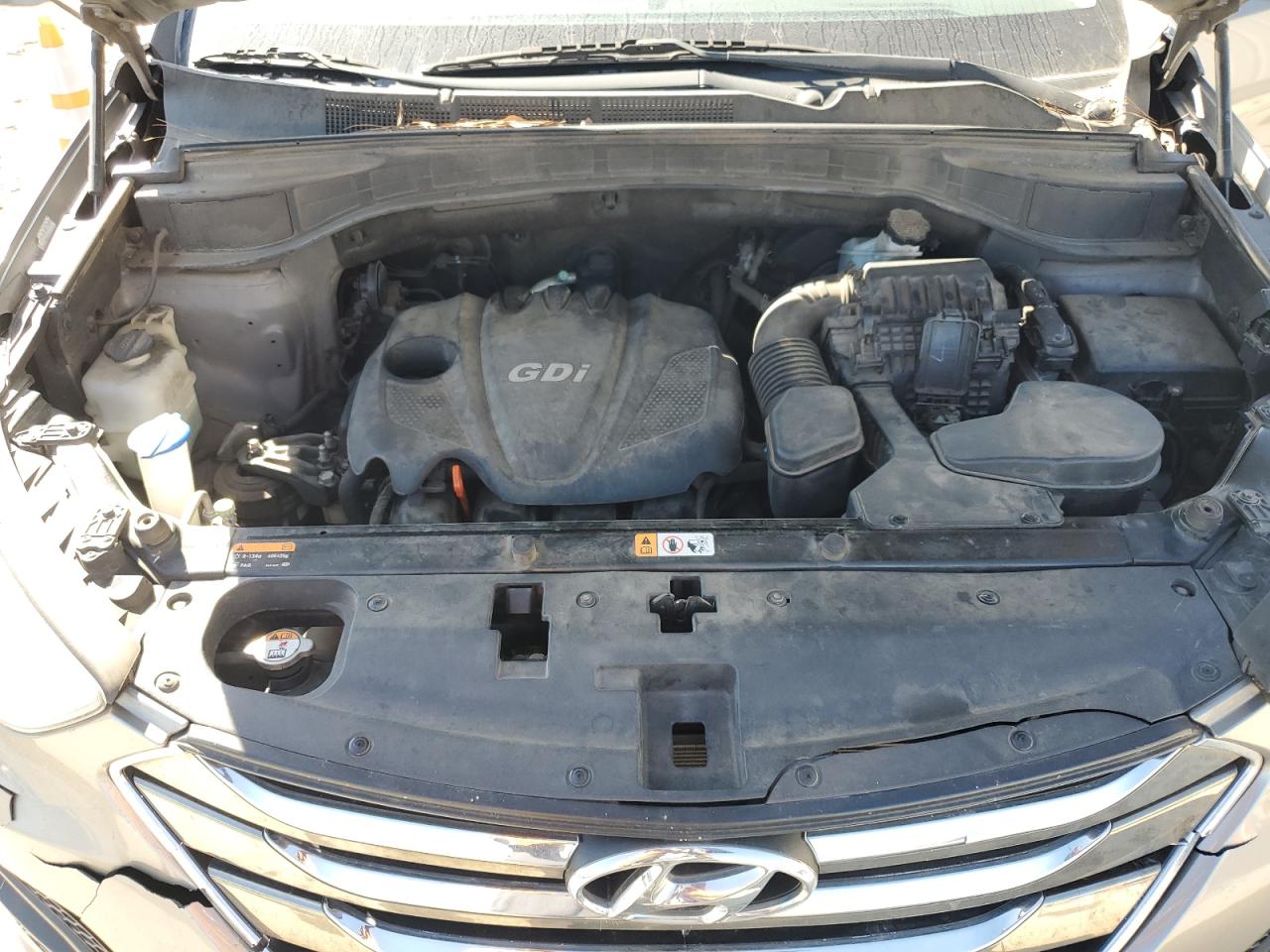 2013 Hyundai Santa Fe - Image 12