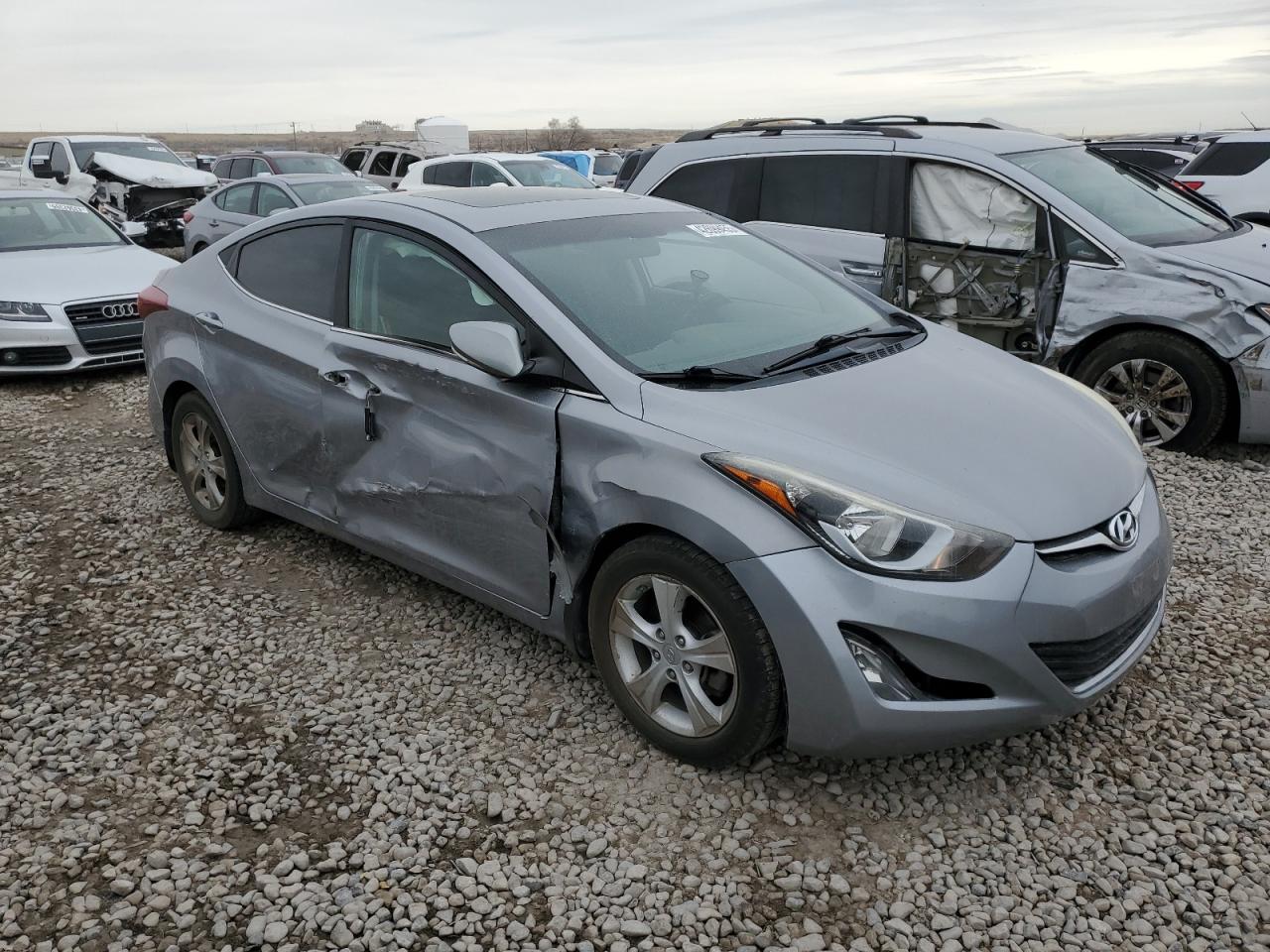 2016 Hyundai Elantra - Image 4