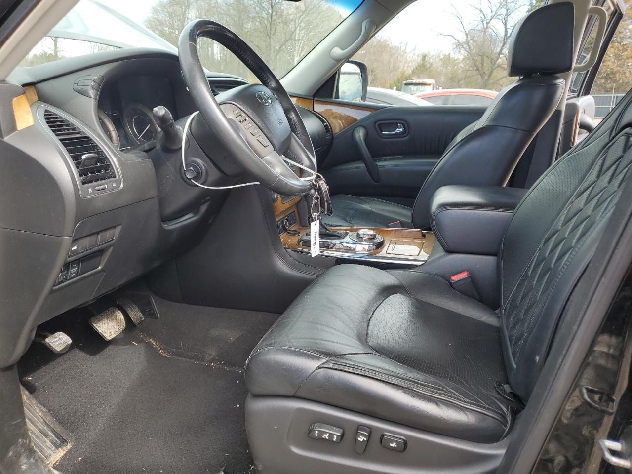 2014 Infiniti QX80 - Image 7
