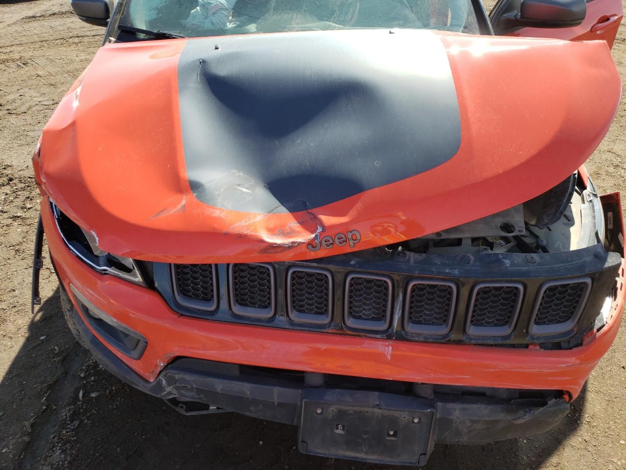 2018 Jeep Compass - Image 14
