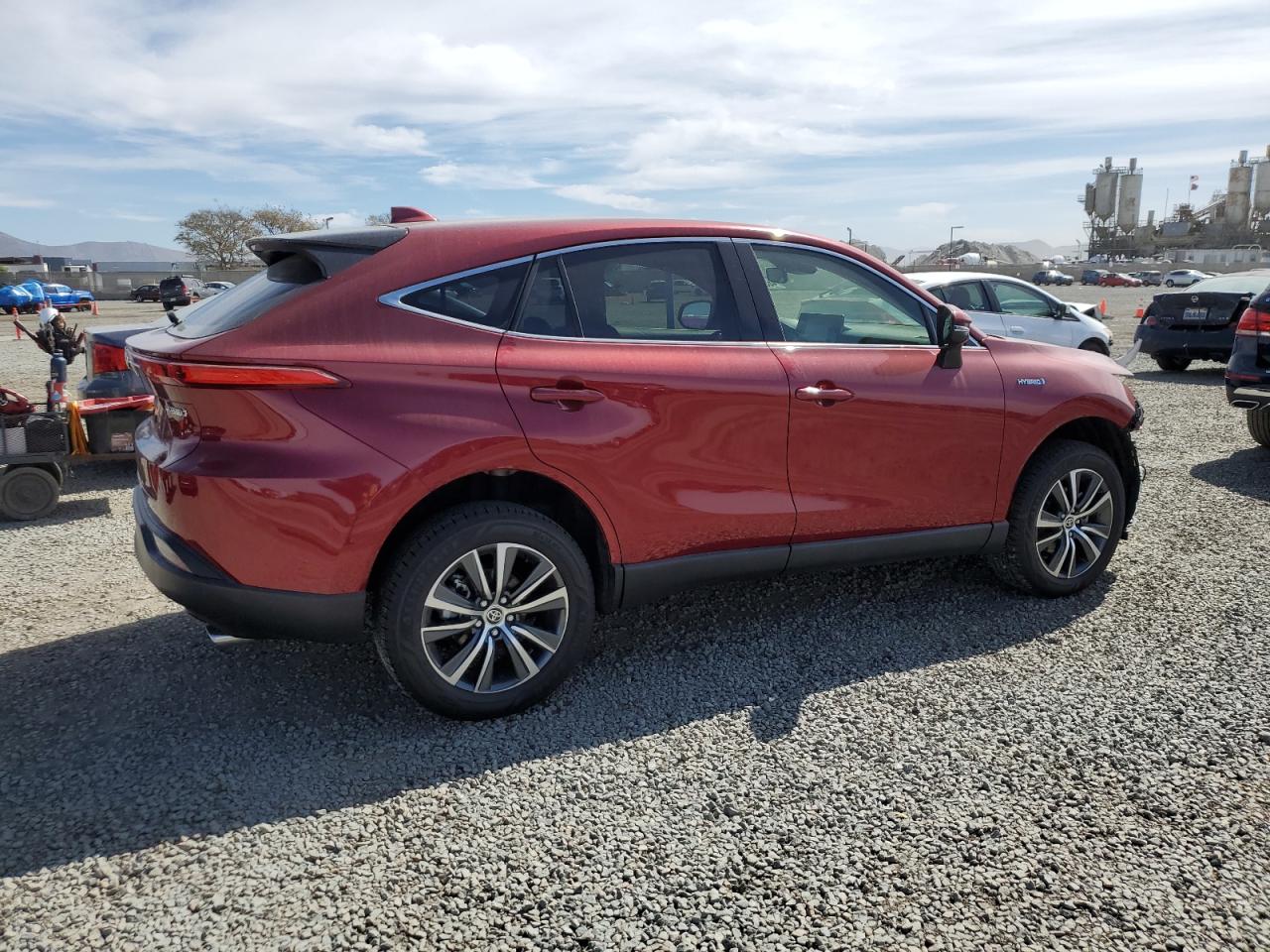 2021 Toyota Venza - Image 3