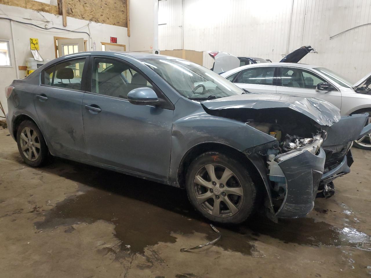 2010 Mazda 3 - Image 4