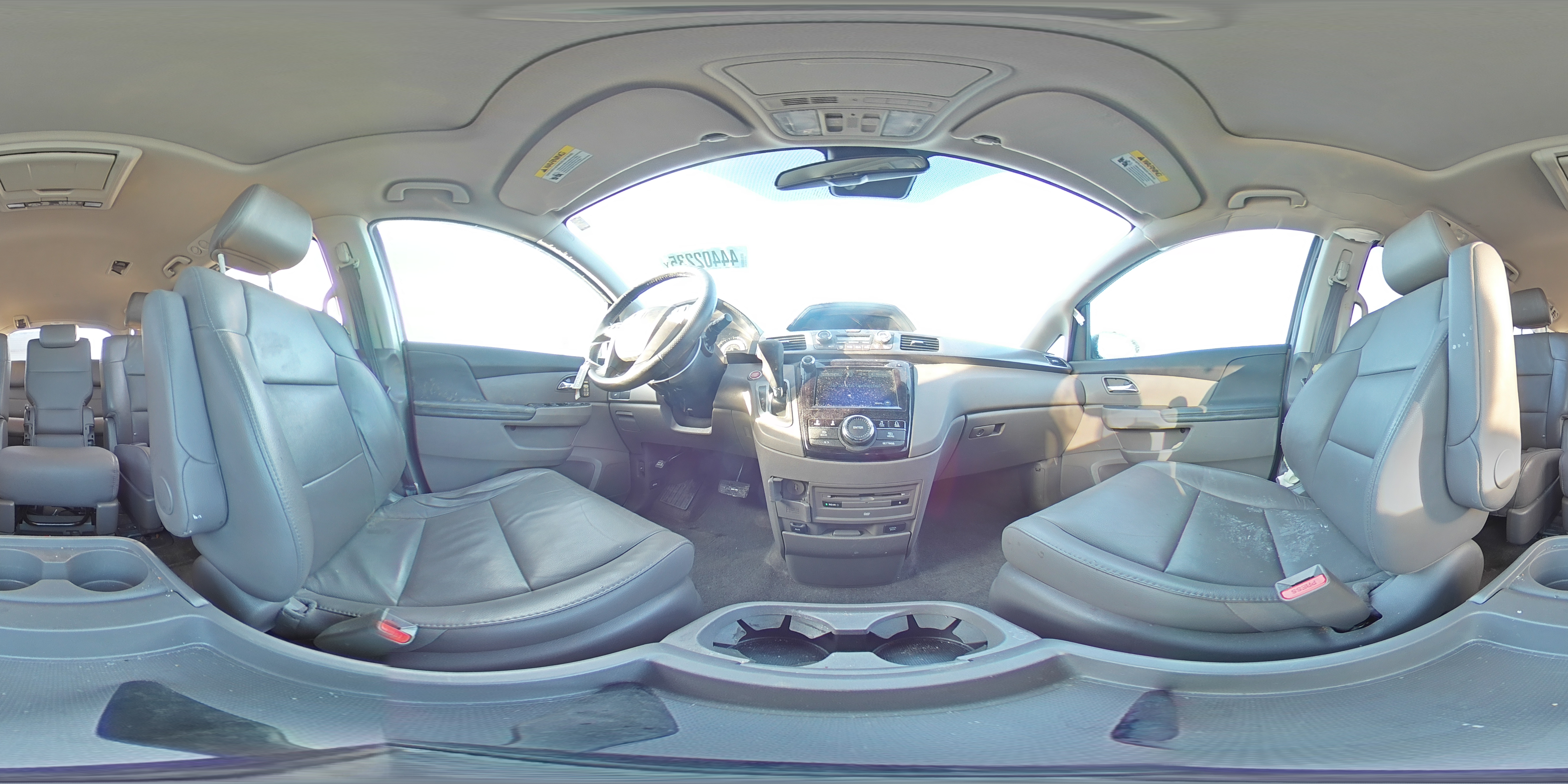 2014 Honda Odyssey - Image 15