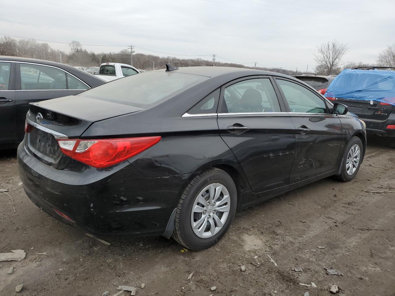 2011 Hyundai Sonata - Image 3