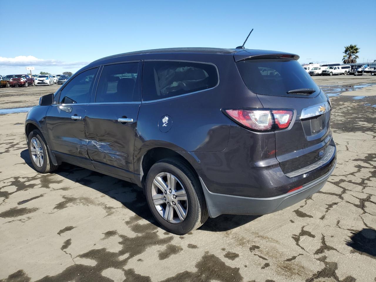 2014 Chevrolet Traverse - Image 2