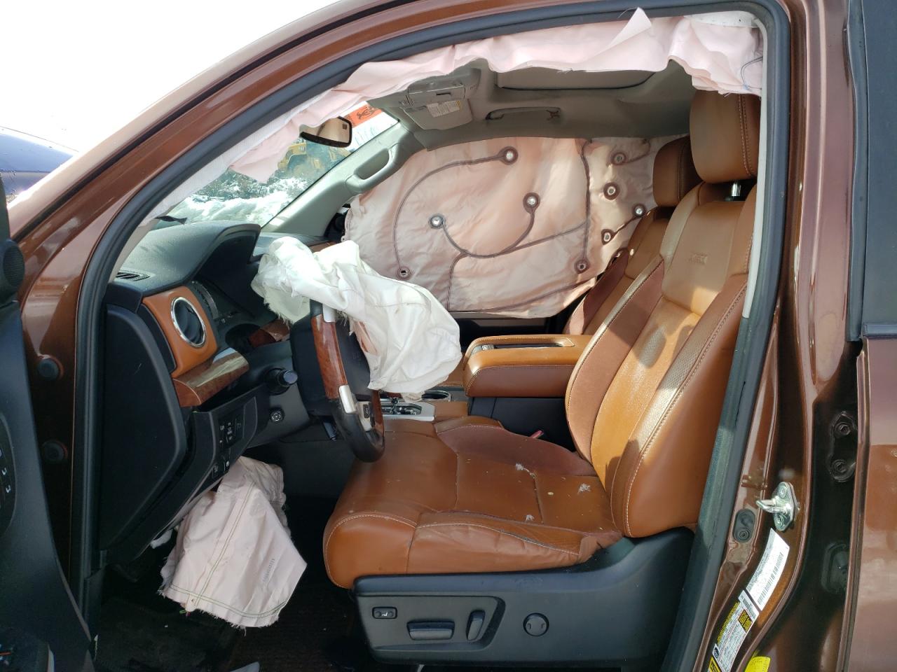 2015 Toyota Tundra - Image 7