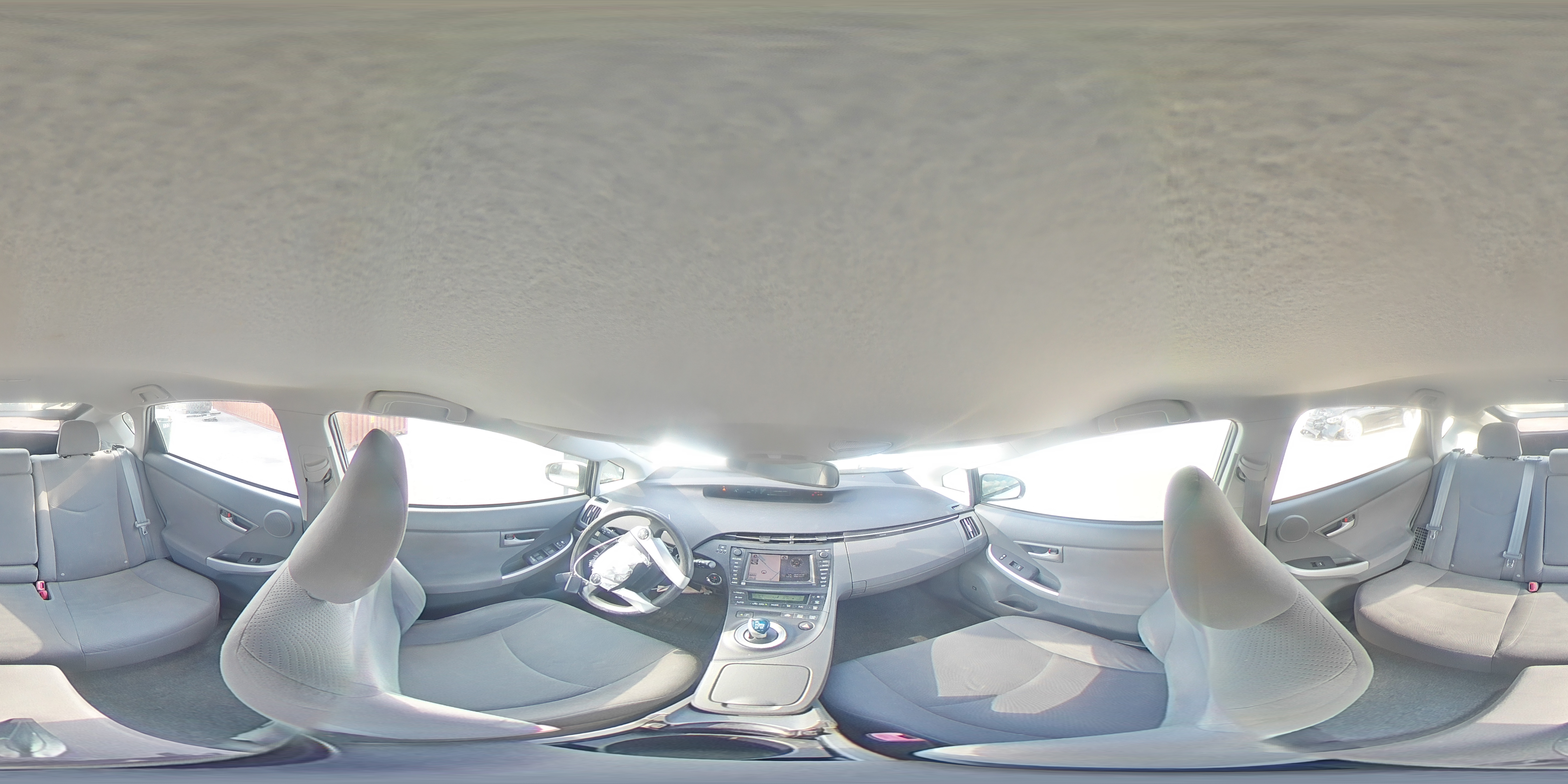 2010 Toyota Prius - Image 13