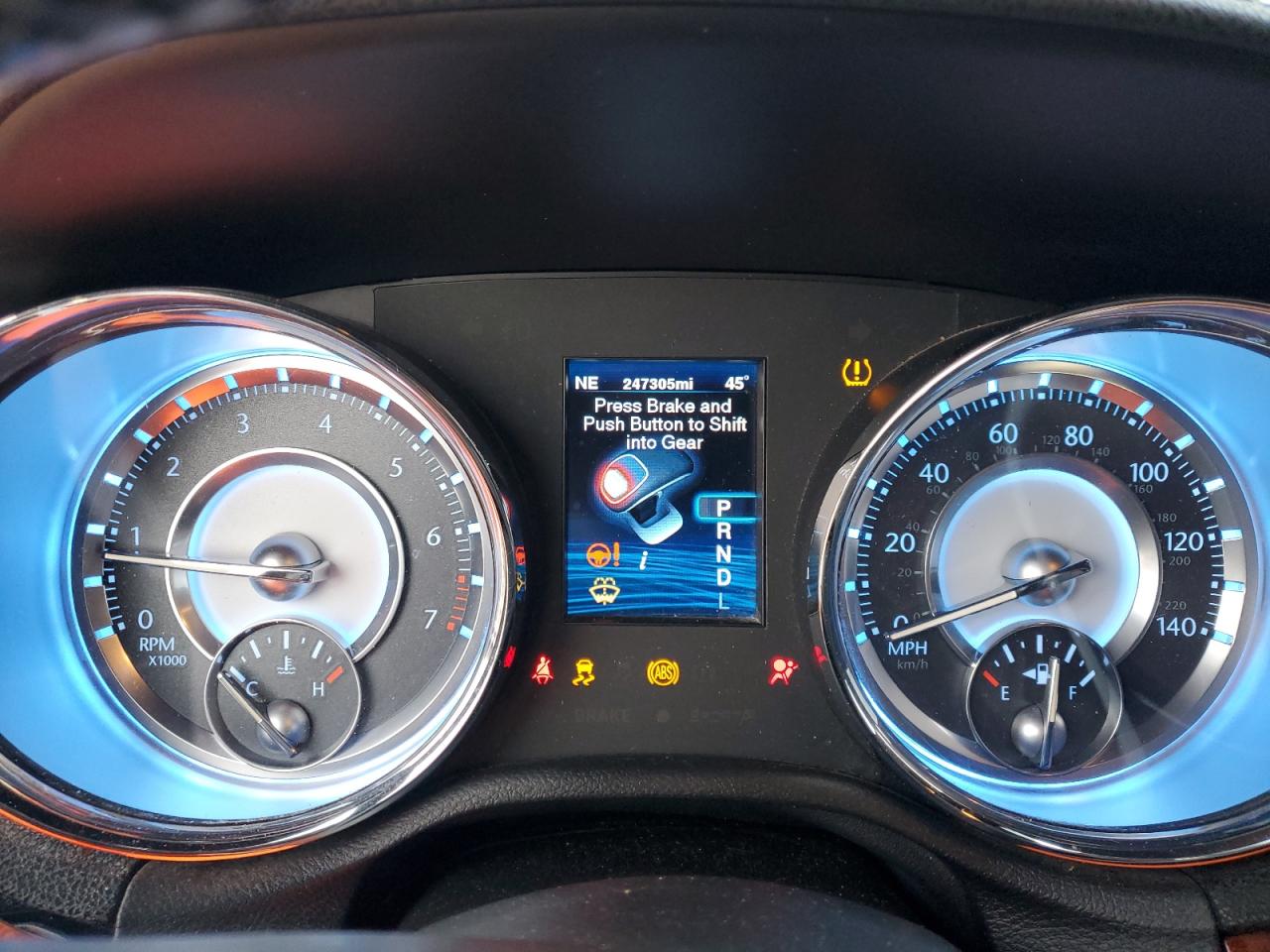 2012 Chrysler 300 - Image 9