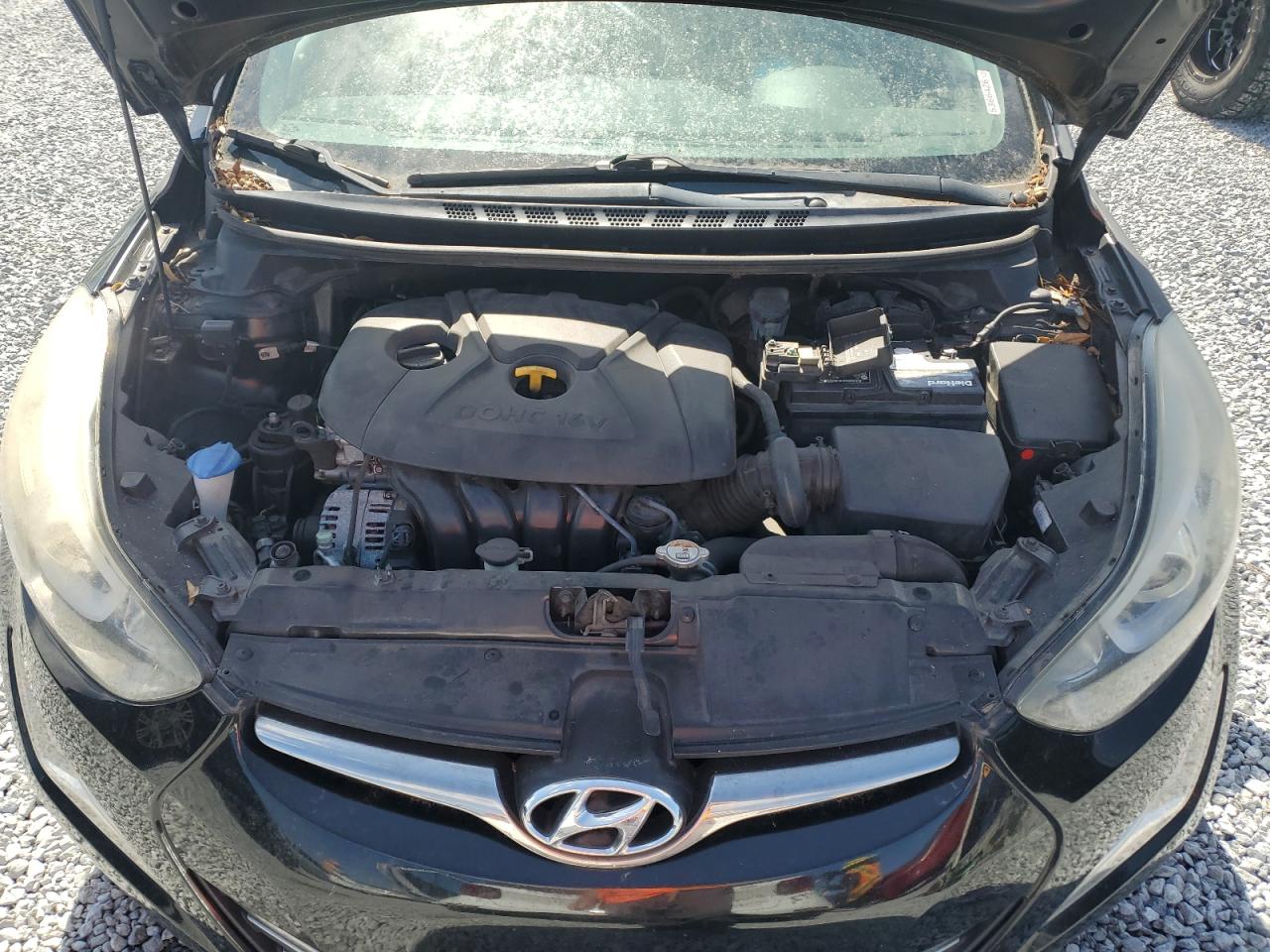 2016 Hyundai Elantra - Image 11