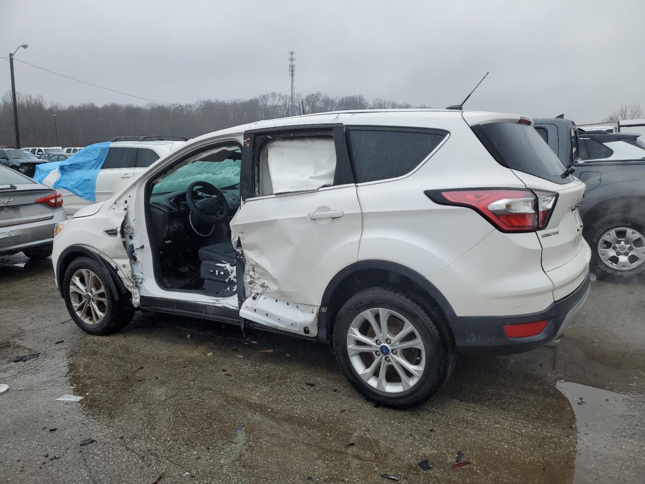 2017 Ford Escape - Image 2