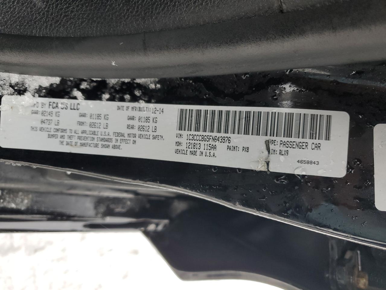 2015 Chrysler 200 - Image 12