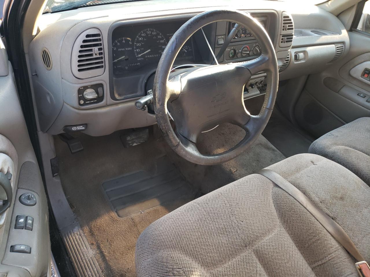 1995 Chevrolet GMT-400 - Image 8