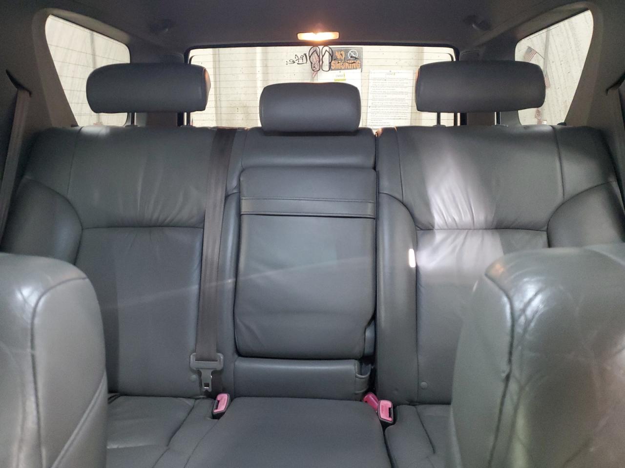 2005 Toyota 4Runner - Image 10