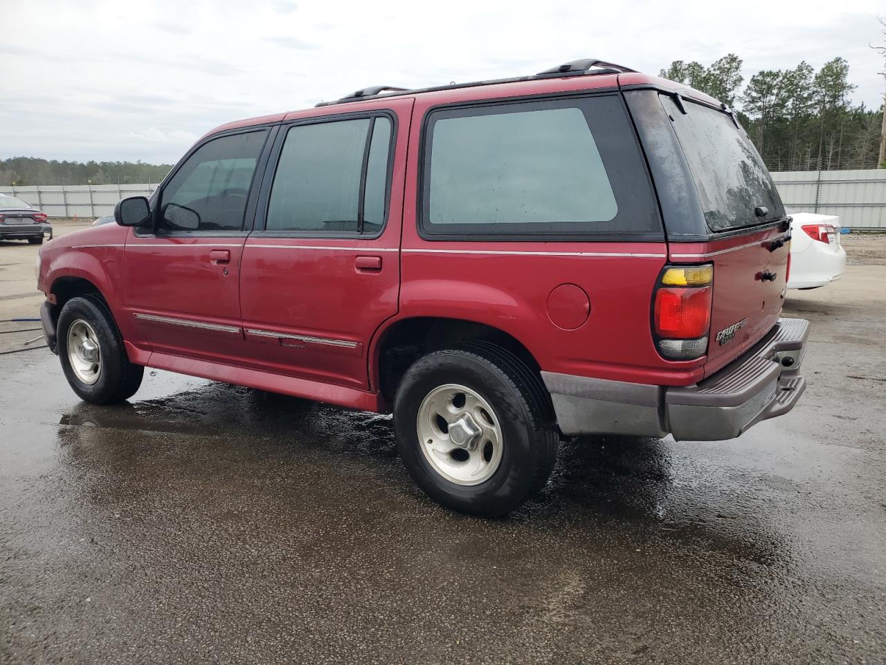 1996 Ford Explorer - Image 2