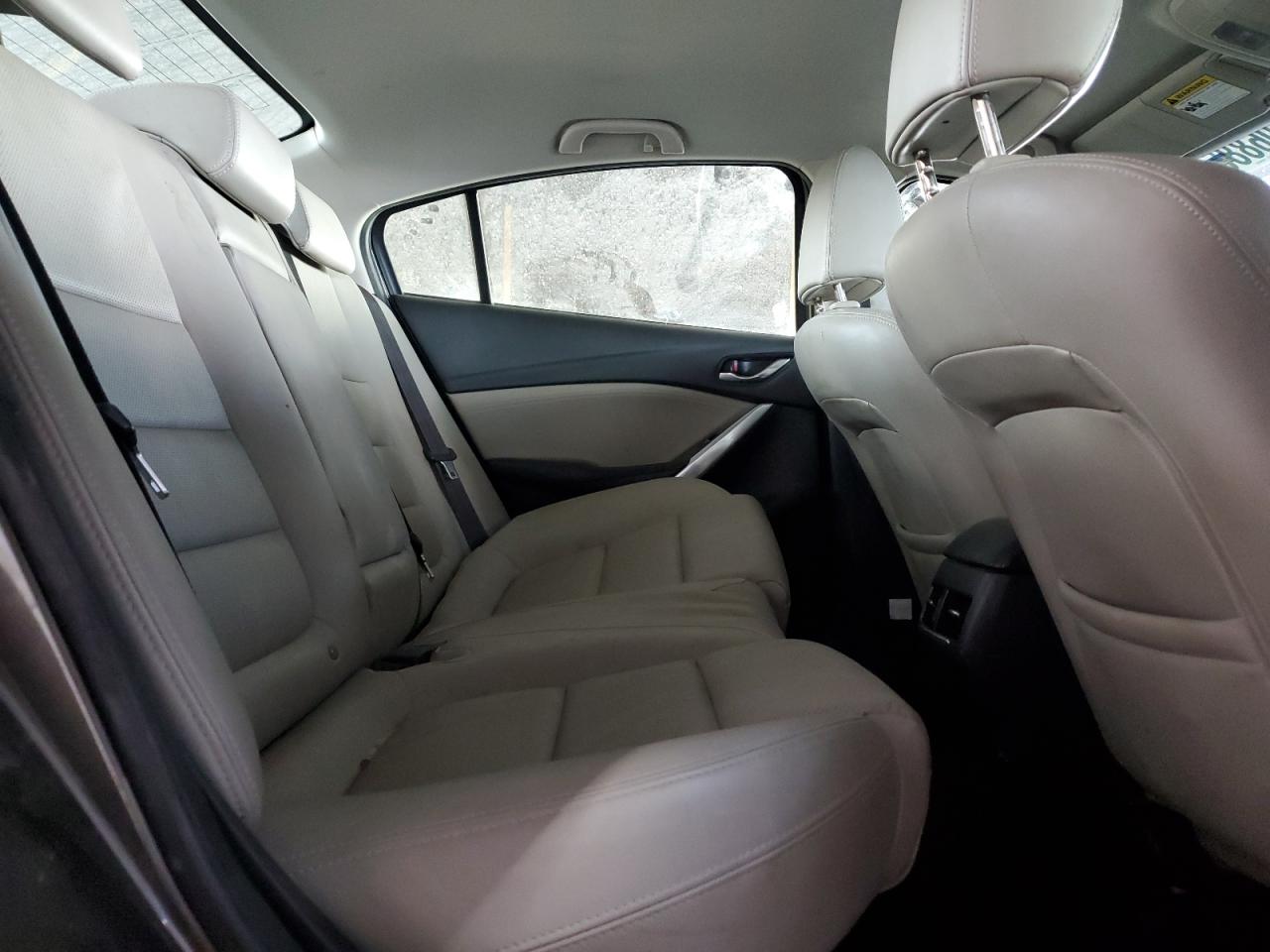 2017 Mazda 6 - Image 10