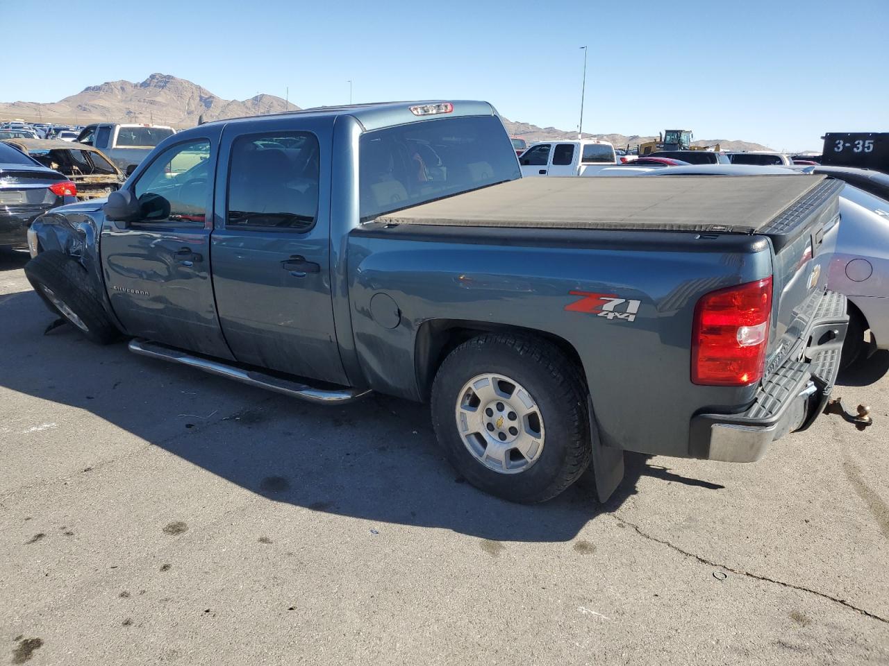 2011 Chevrolet Silverado - Image 2