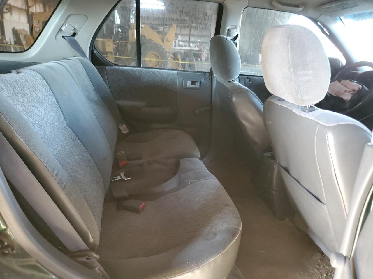 2002 Isuzu Rodeo - Image 11