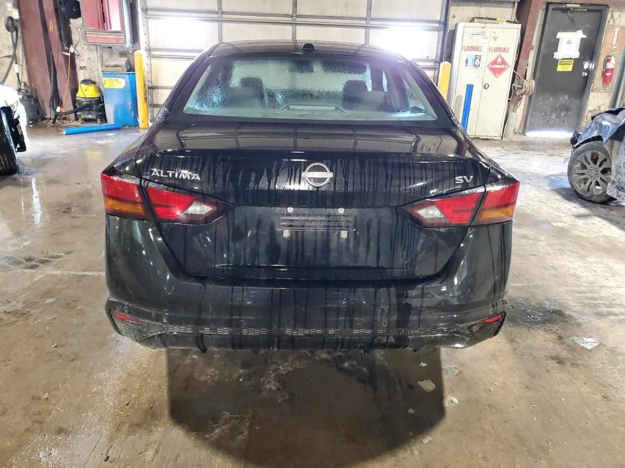 2024 Nissan Altima - Image 6