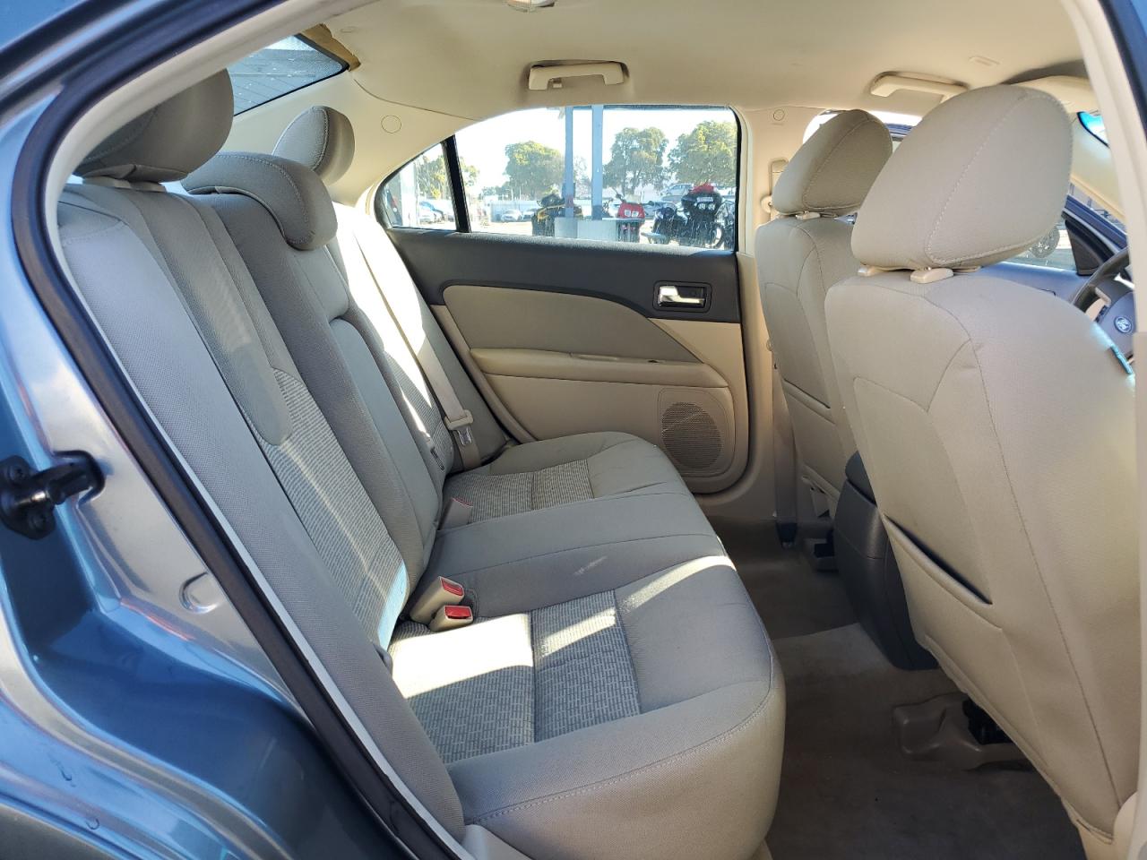 2012 Ford Fusion - Image 10